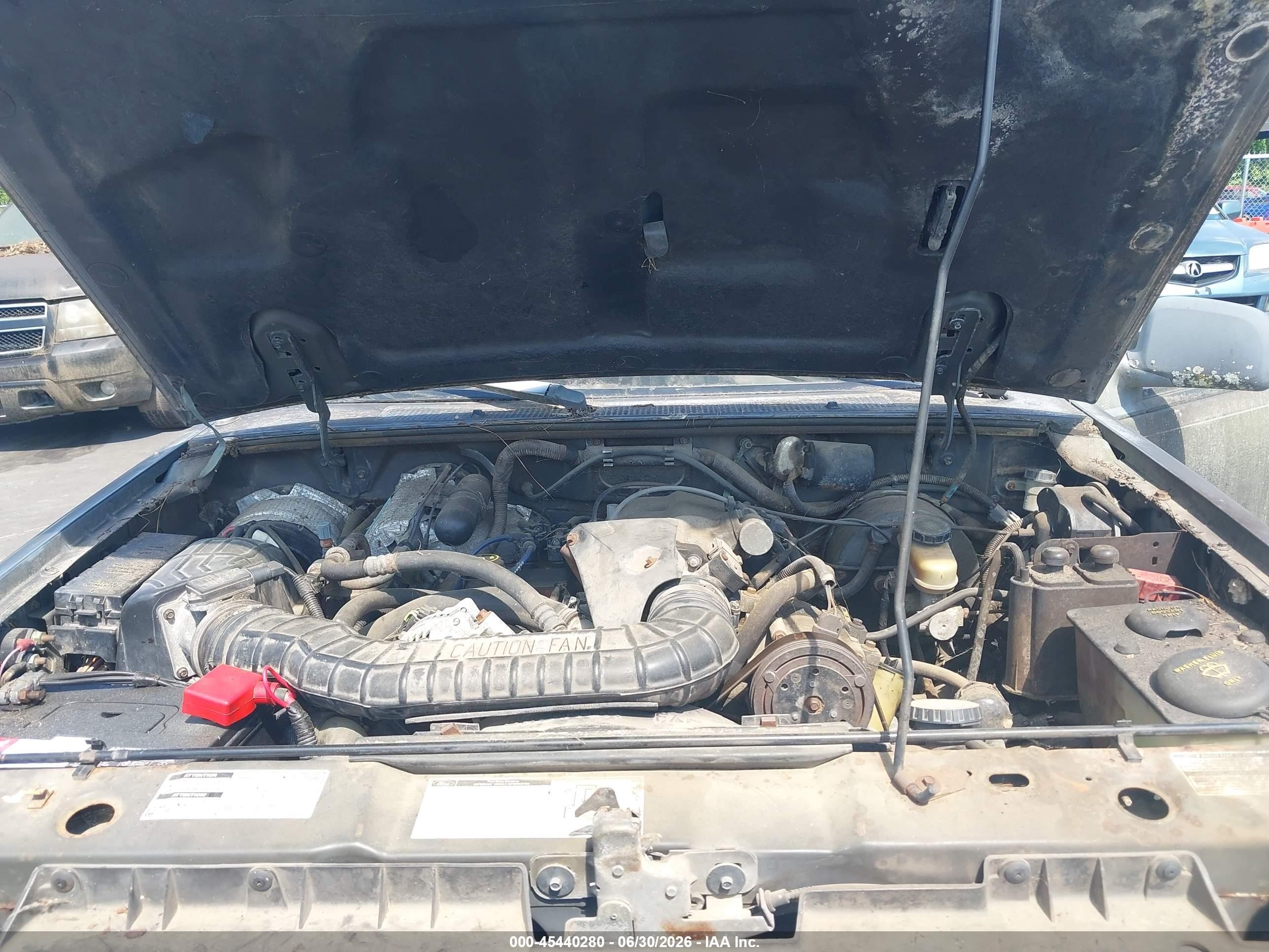 1993 Ford Explorer   Gray vin: 1FMDU34X6PUA93006