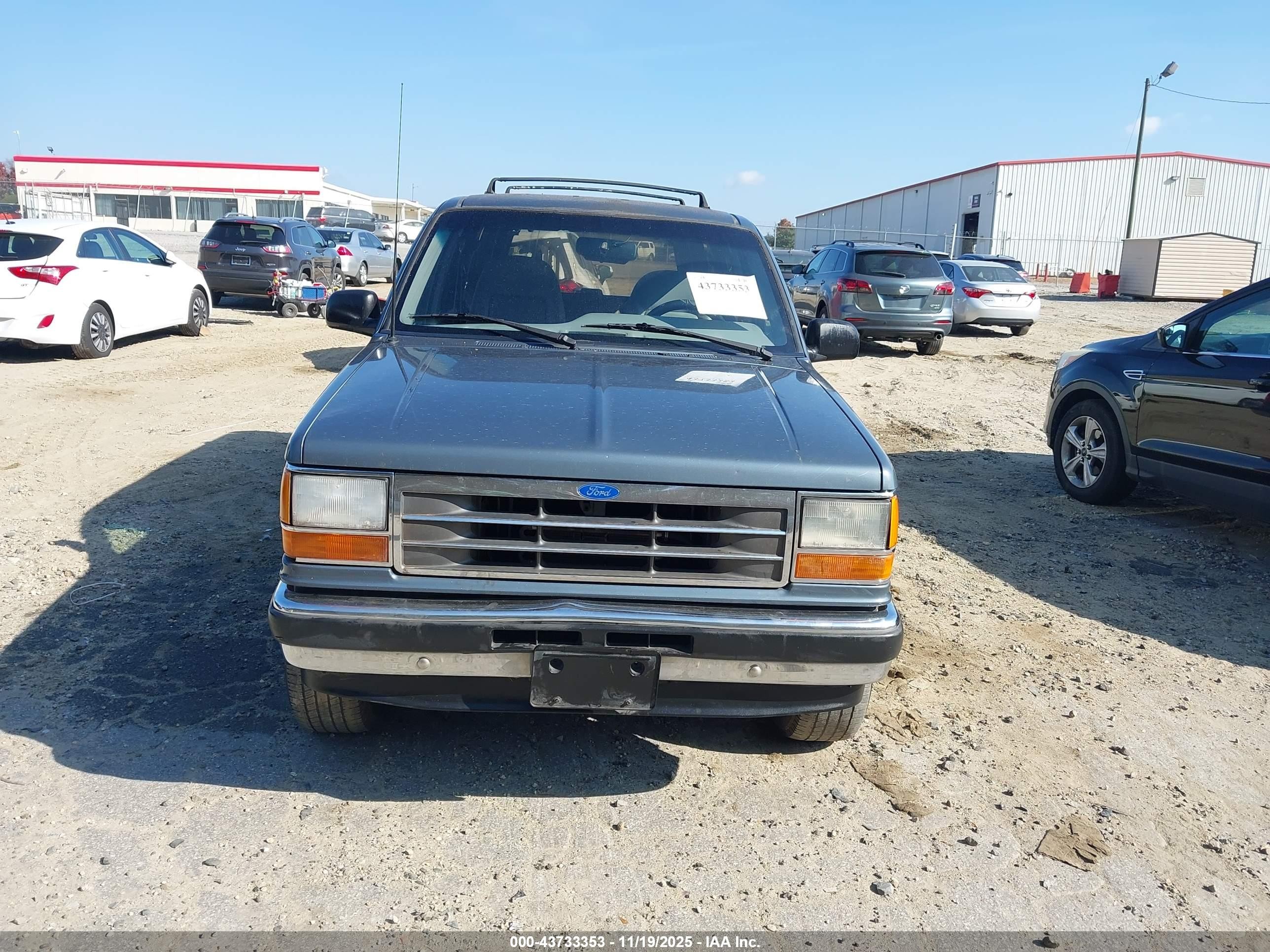 1994 Ford Explorer   Gray vin: 1FMDU34X6RUB10986
