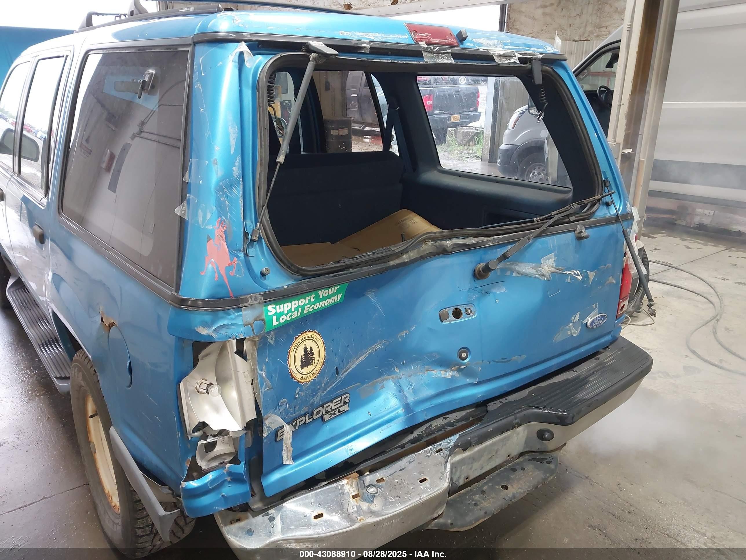 1994 Ford Explorer   Blue vin: 1FMDU34X6RUB37430
