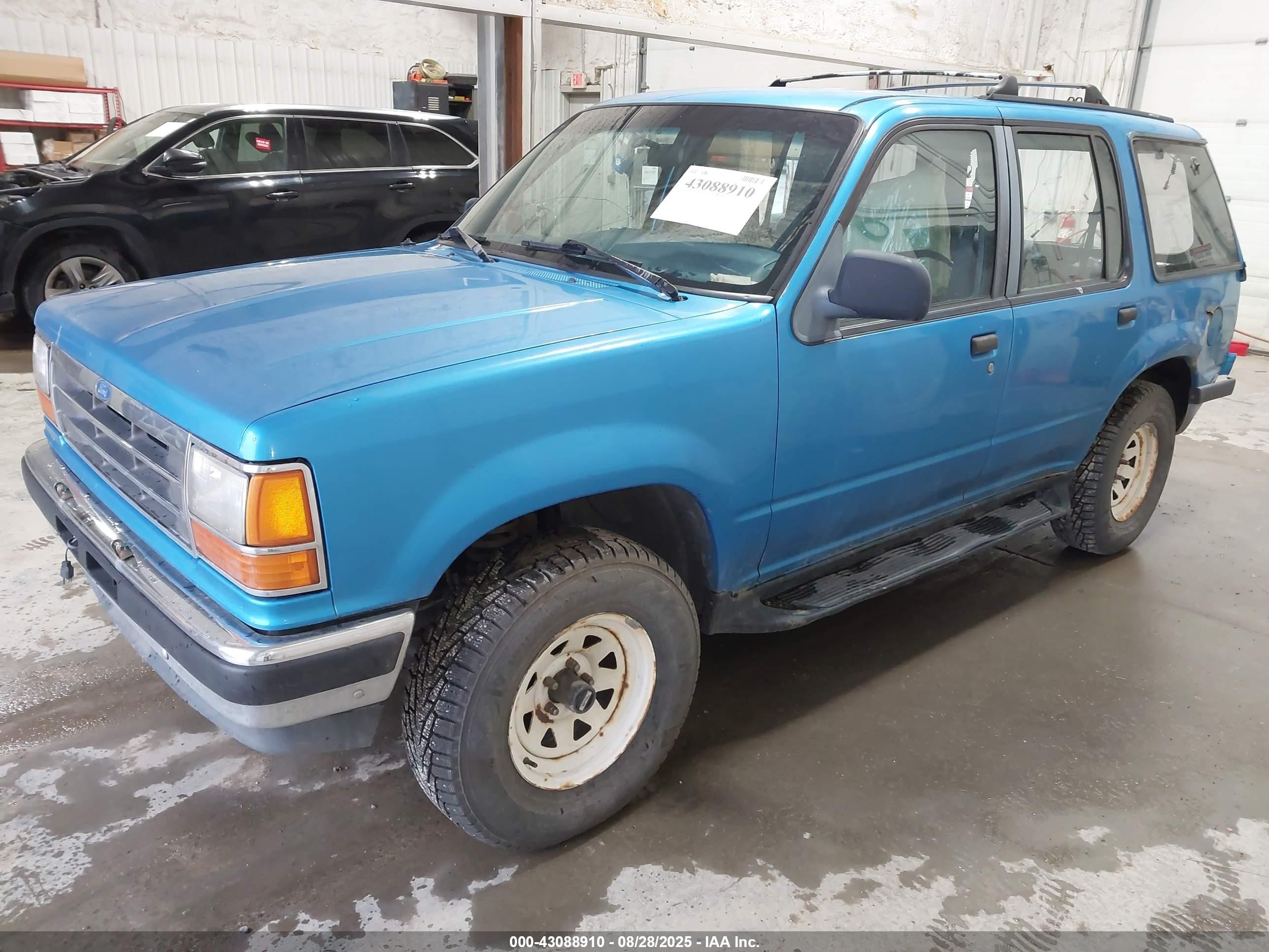 1994 Ford Explorer   Blue vin: 1FMDU34X6RUB37430