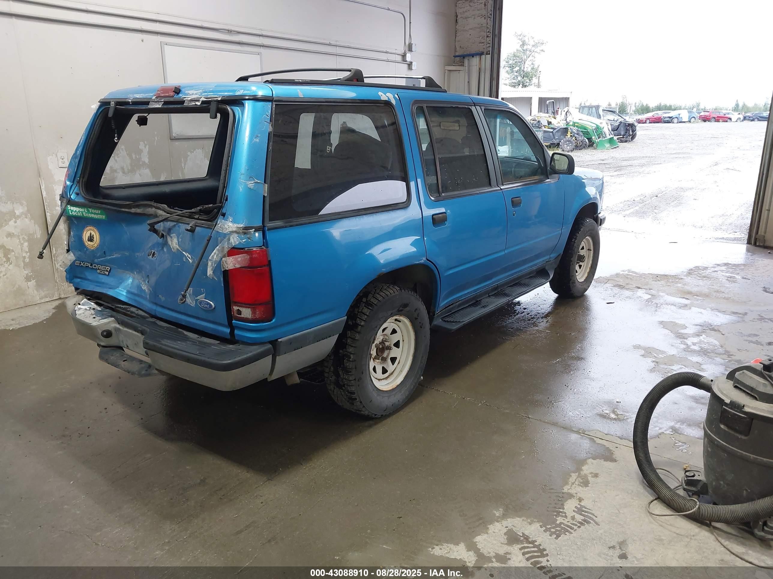 1994 Ford Explorer   Blue vin: 1FMDU34X6RUB37430