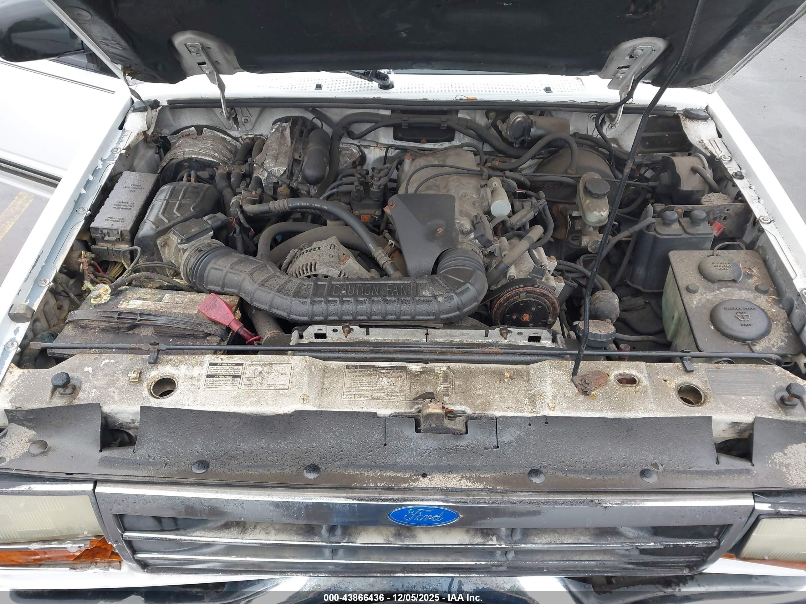 1994 Ford Explorer   White vin: 1FMDU34X6RUE80979