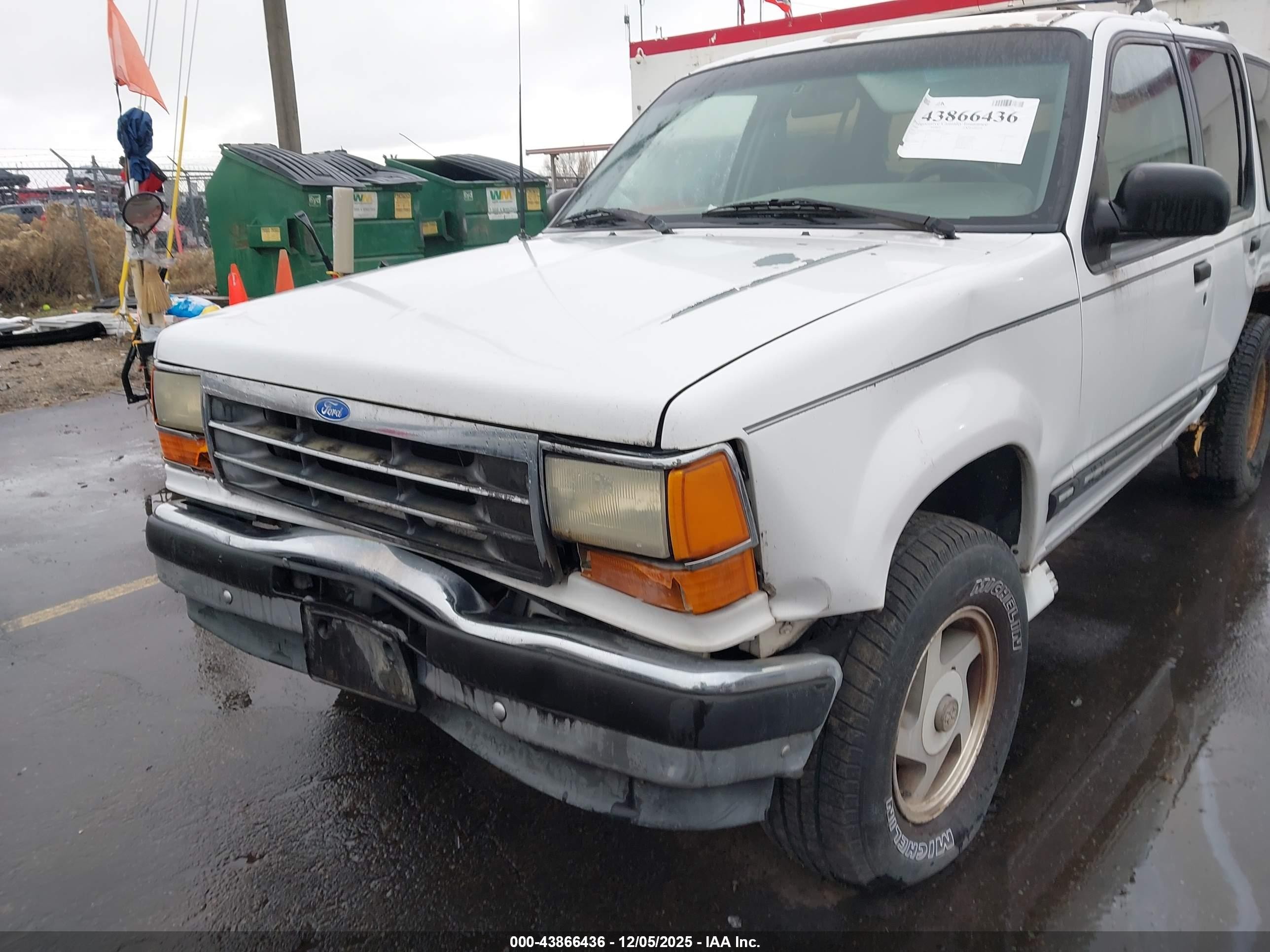 1994 Ford Explorer   White vin: 1FMDU34X6RUE80979