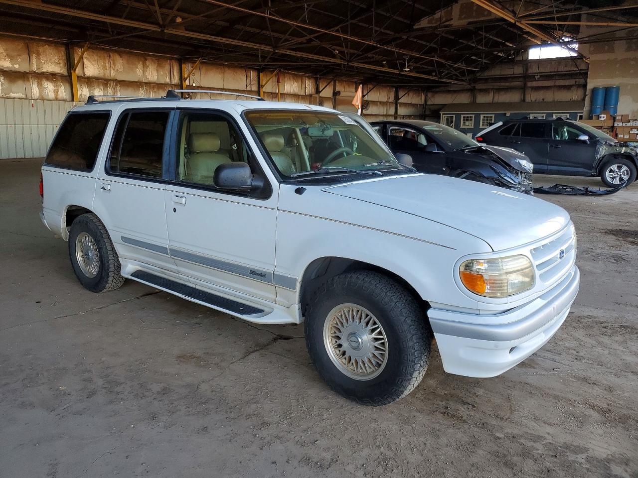1995 Ford Explorer White vin: 1FMDU34X6SUB02876