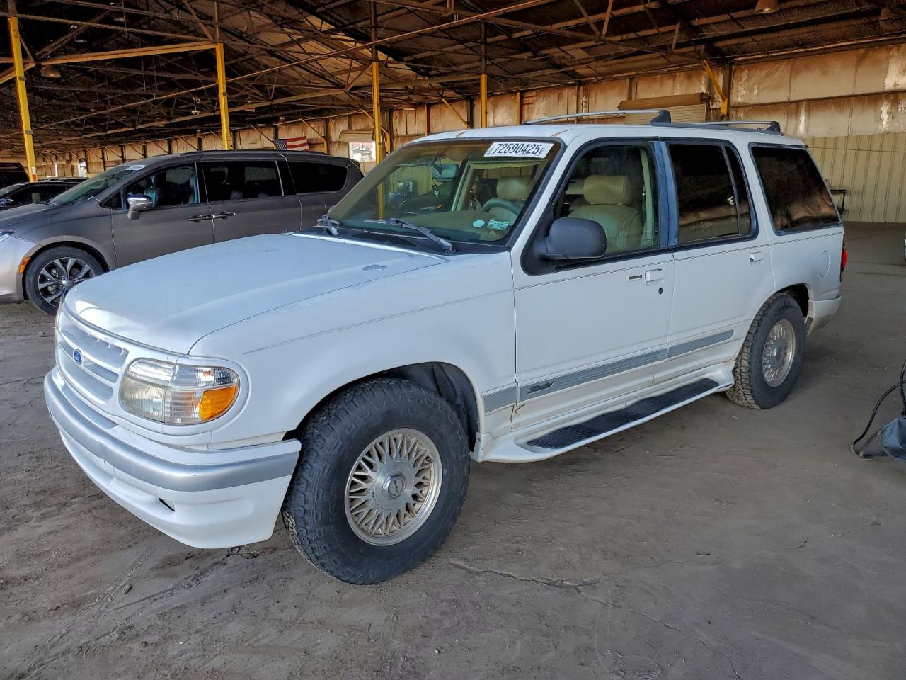 1995 Ford Explorer White vin: 1FMDU34X6SUB02876