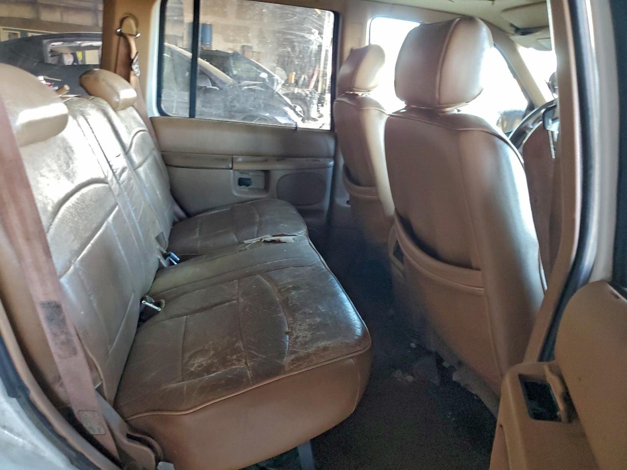 1995 Ford Explorer White vin: 1FMDU34X6SUB02876