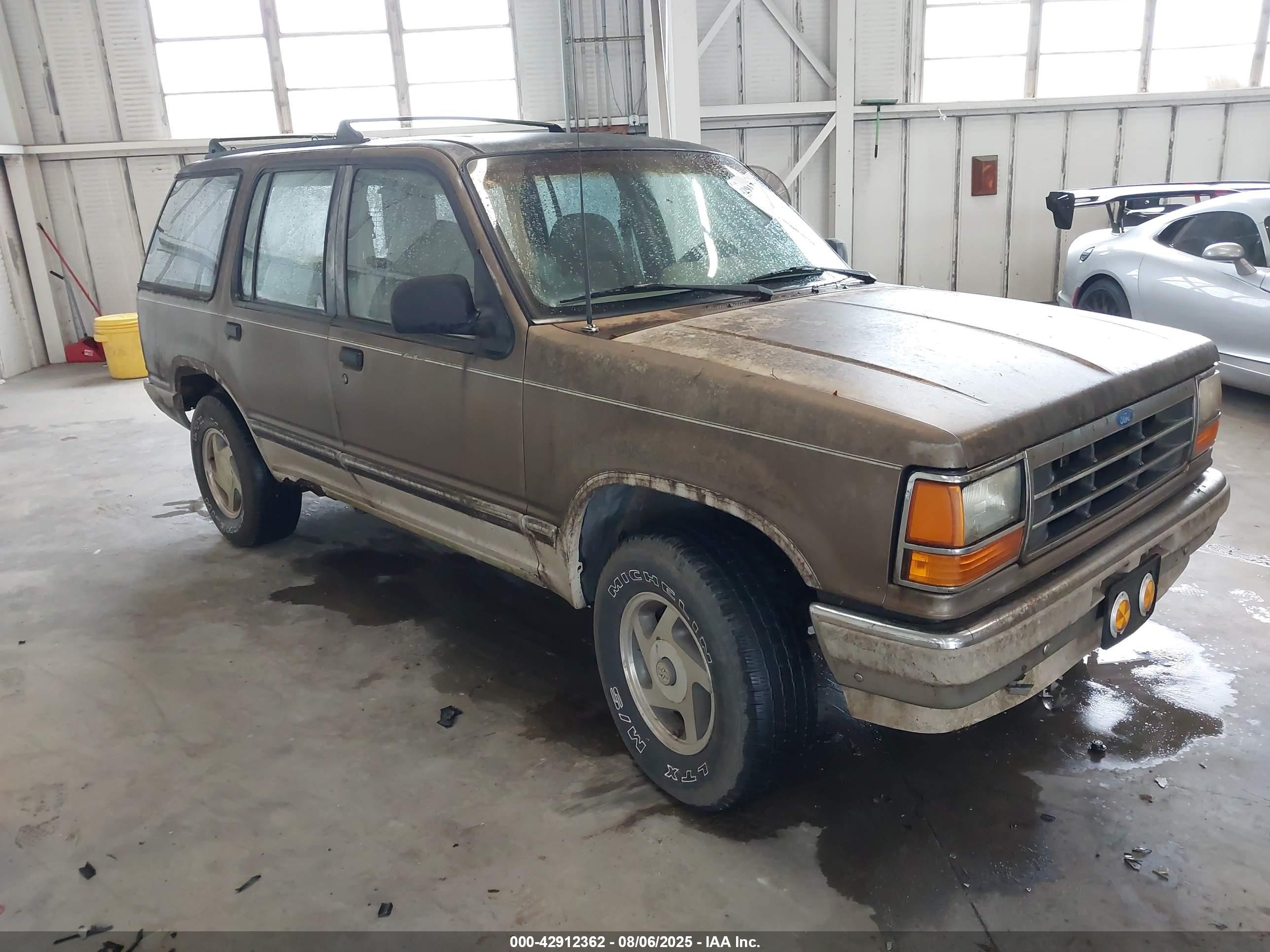 1991 Ford Explorer   Золотой vin: 1FMDU34X7MUB58747