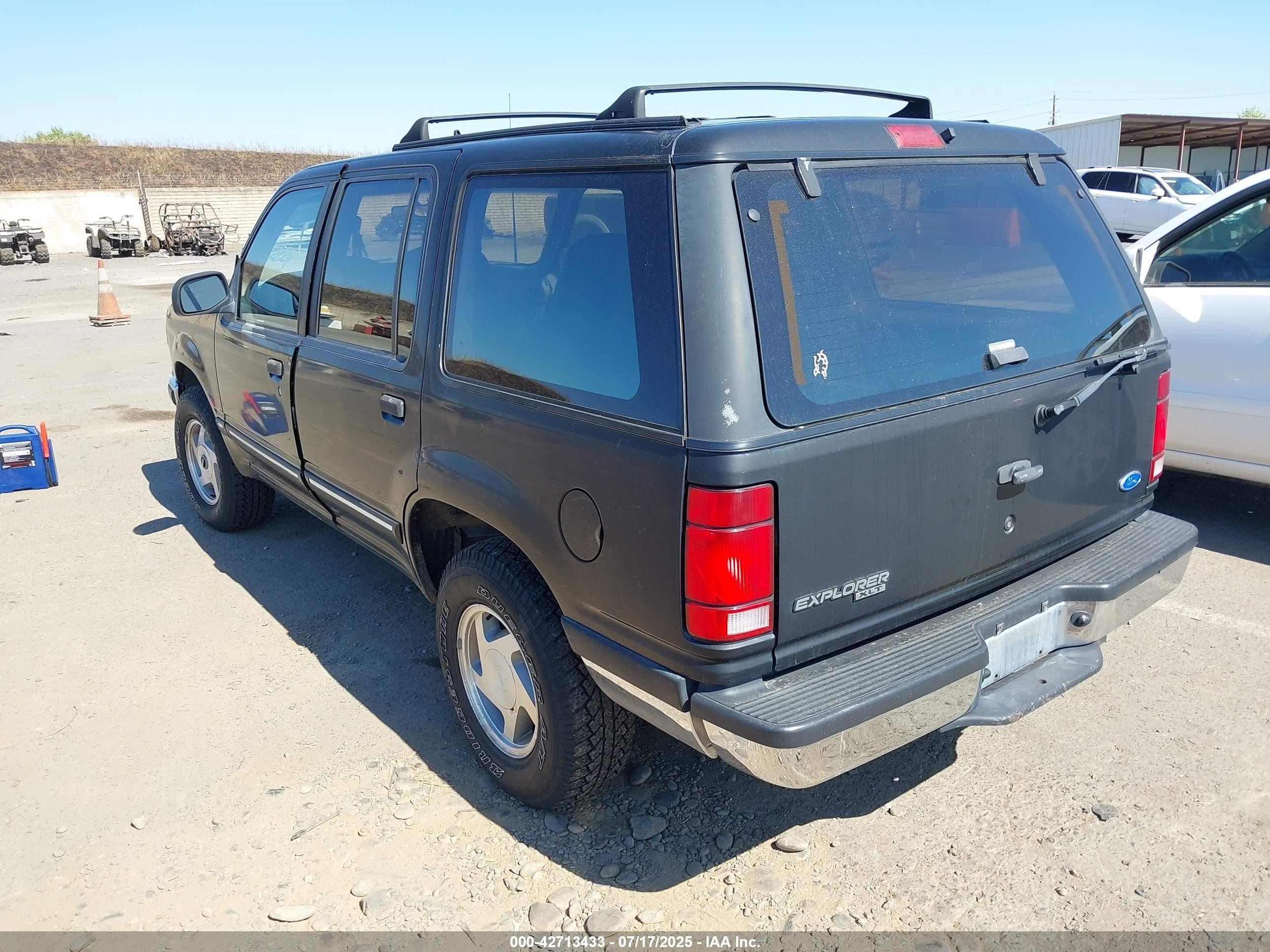1991 Ford Explorer   Зеленый vin: 1FMDU34X7MUE01635