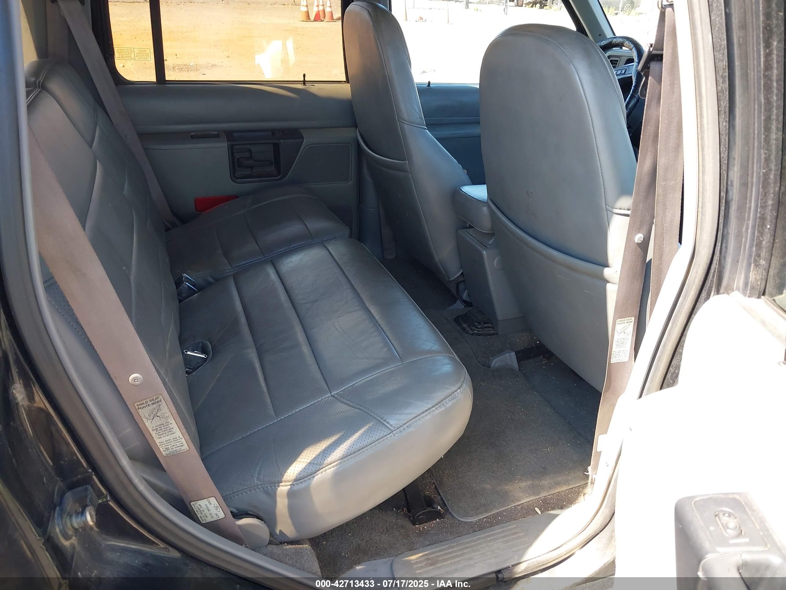 1991 Ford Explorer   Зеленый vin: 1FMDU34X7MUE01635