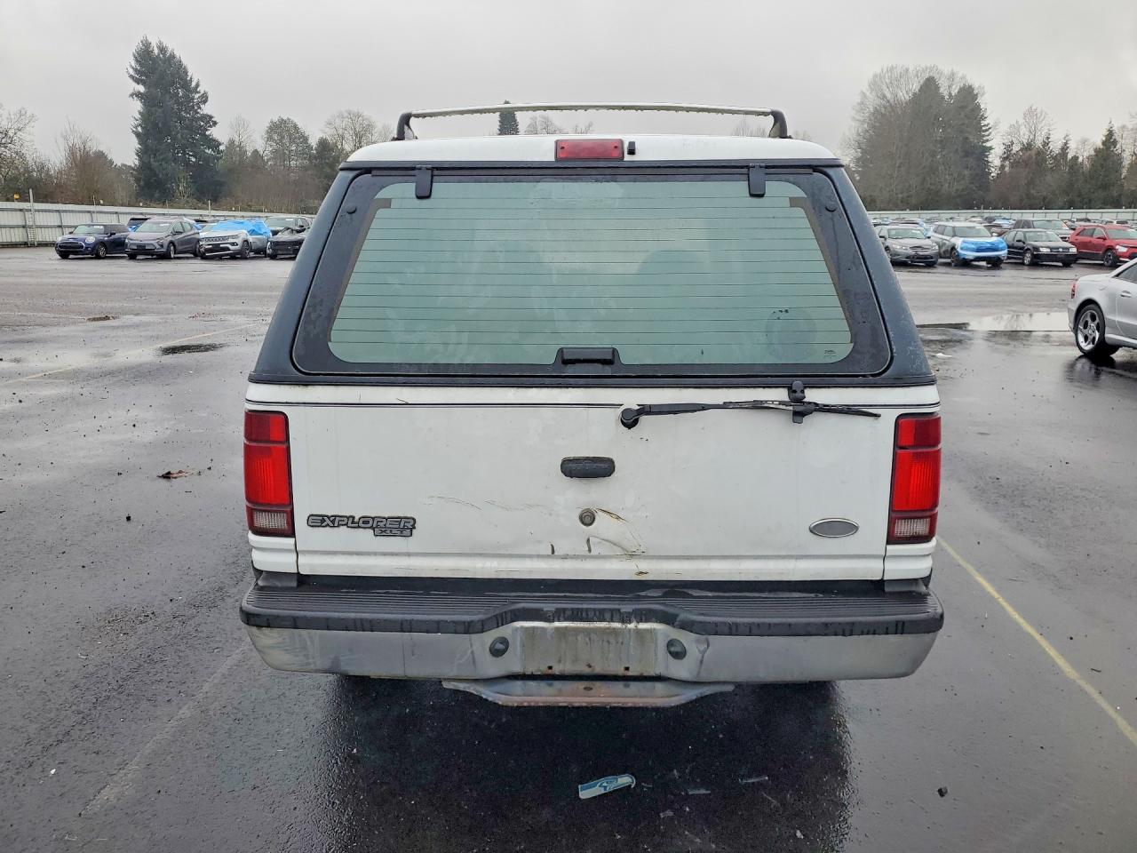 1994 Ford Explorer White vin: 1FMDU34X7RUC50545