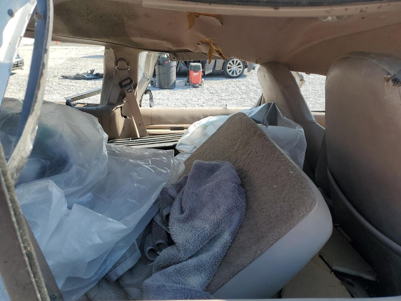 1994 Ford Explorer White vin: 1FMDU34X7RUE23299