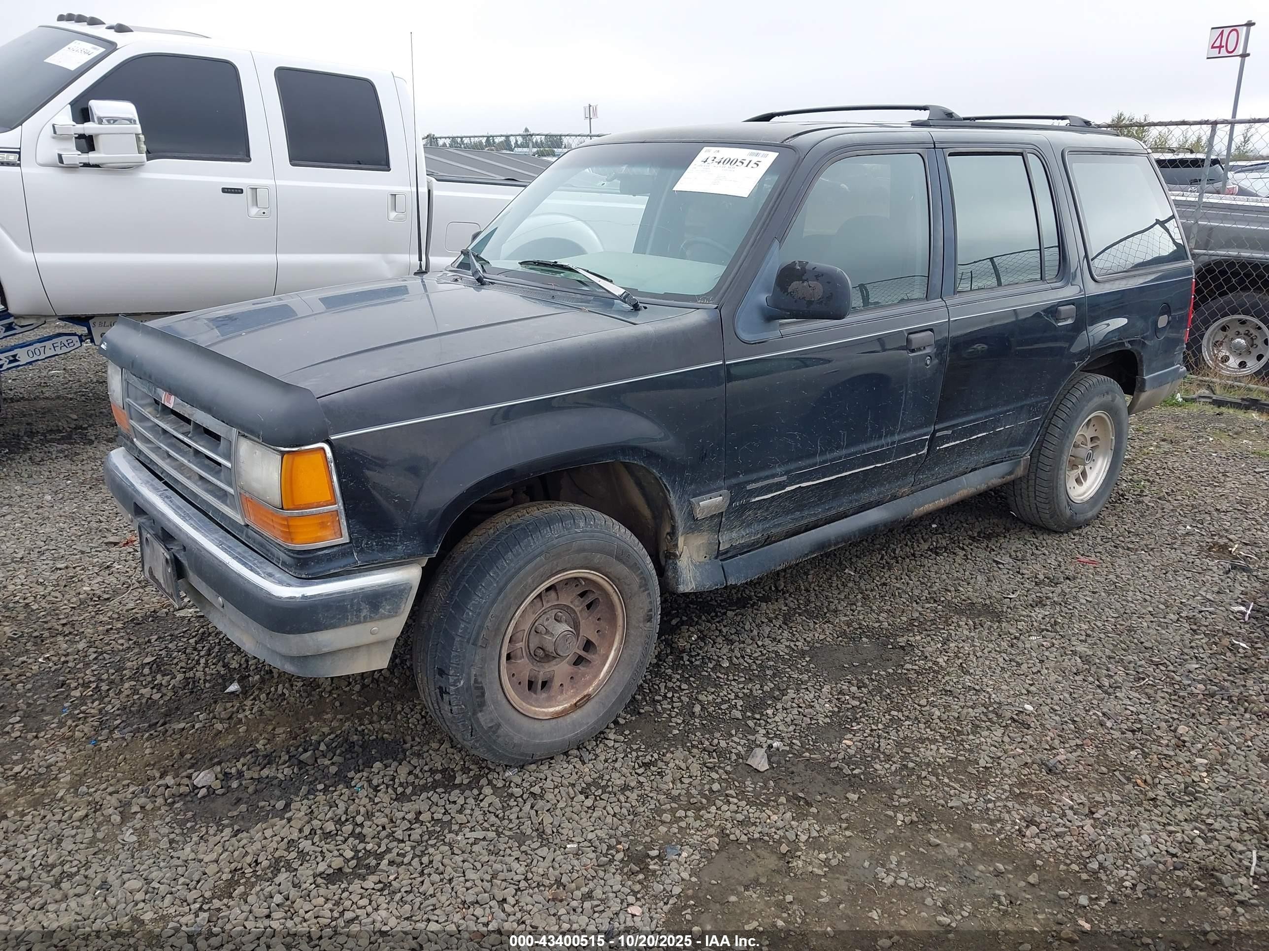 1994 Ford Explorer   Black vin: 1FMDU34X8RUB82434