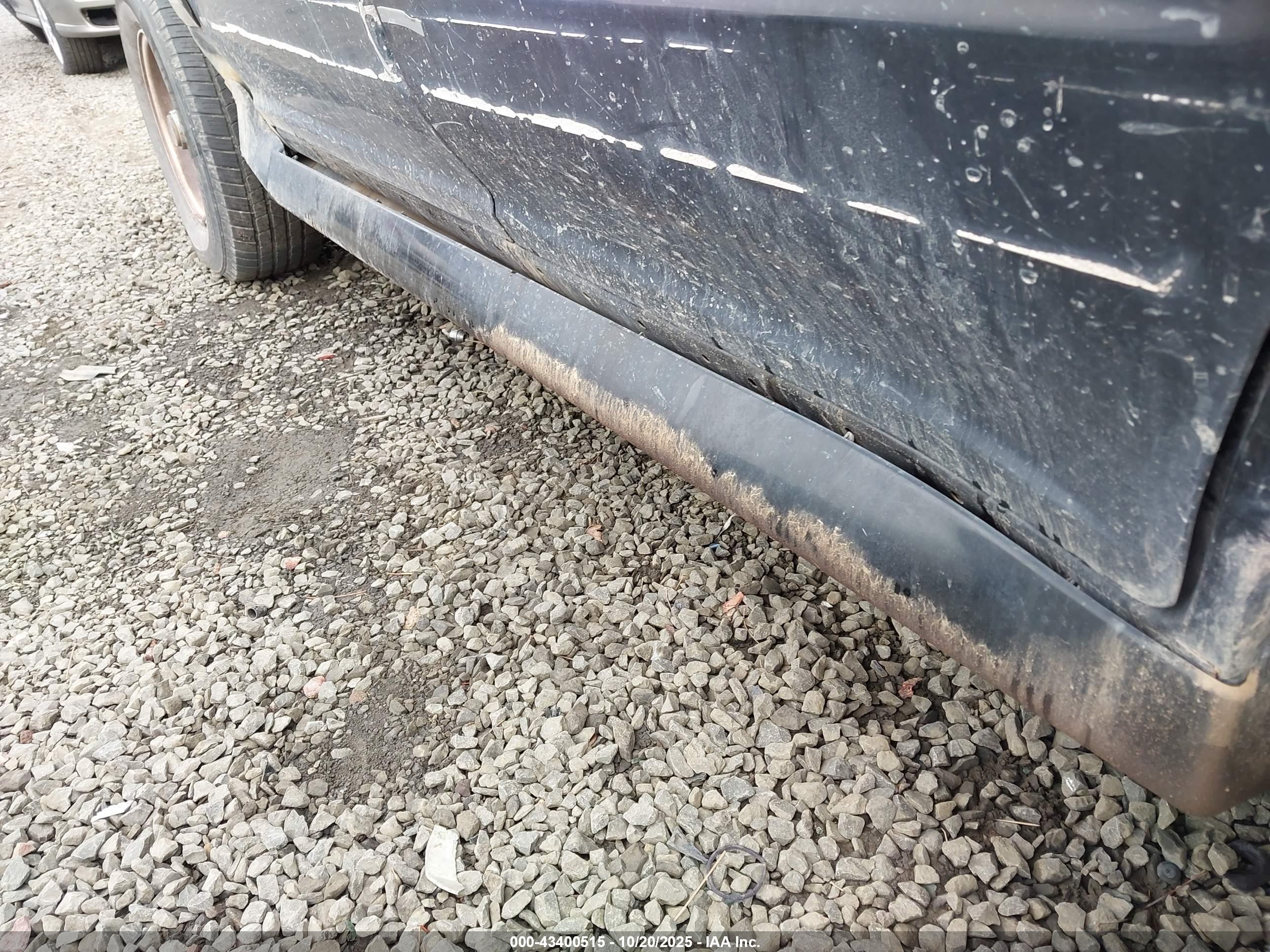 1994 Ford Explorer   Black vin: 1FMDU34X8RUB82434