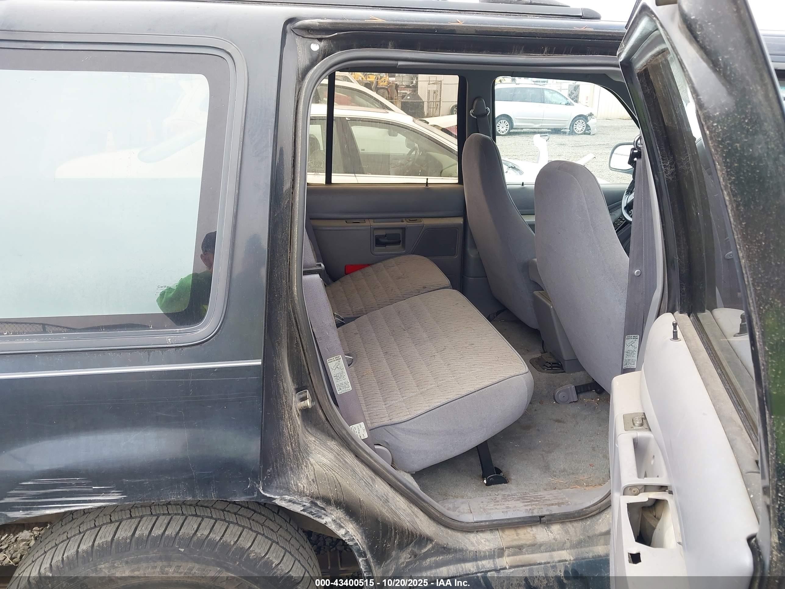 1994 Ford Explorer   Black vin: 1FMDU34X8RUB82434
