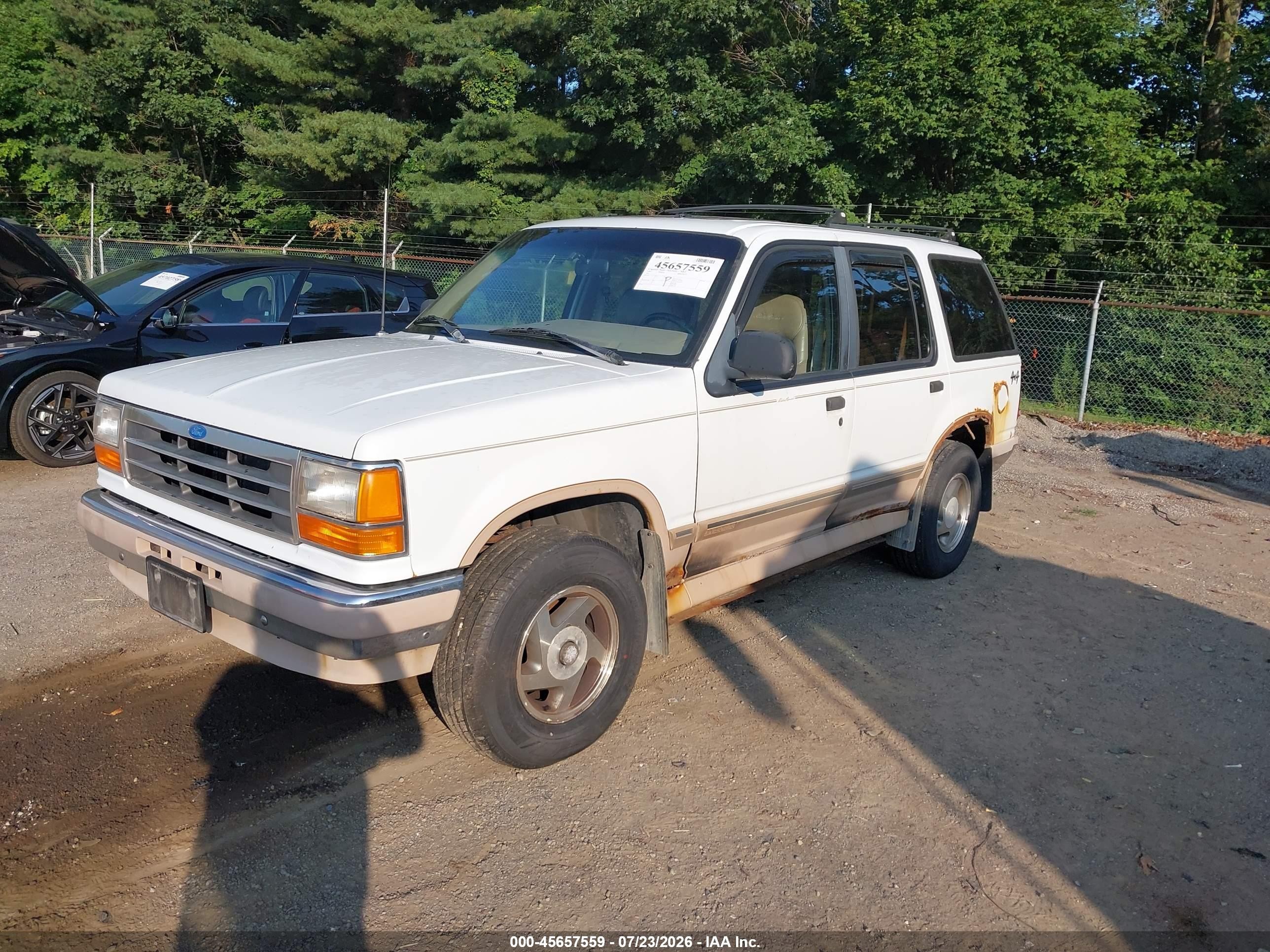 1994 Ford Explorer   Белый vin: 1FMDU34X8RUC33348