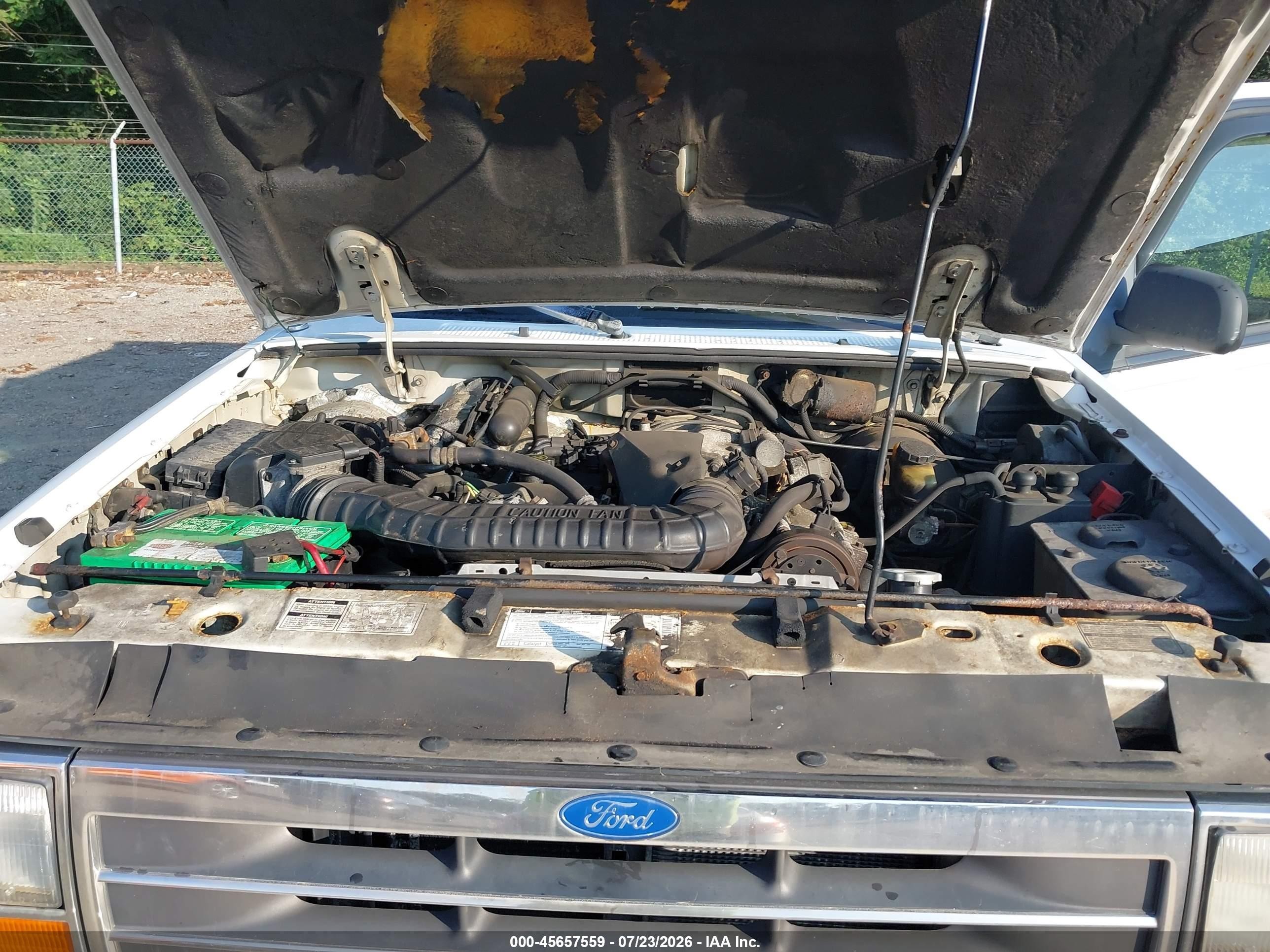 1994 Ford Explorer   Белый vin: 1FMDU34X8RUC33348