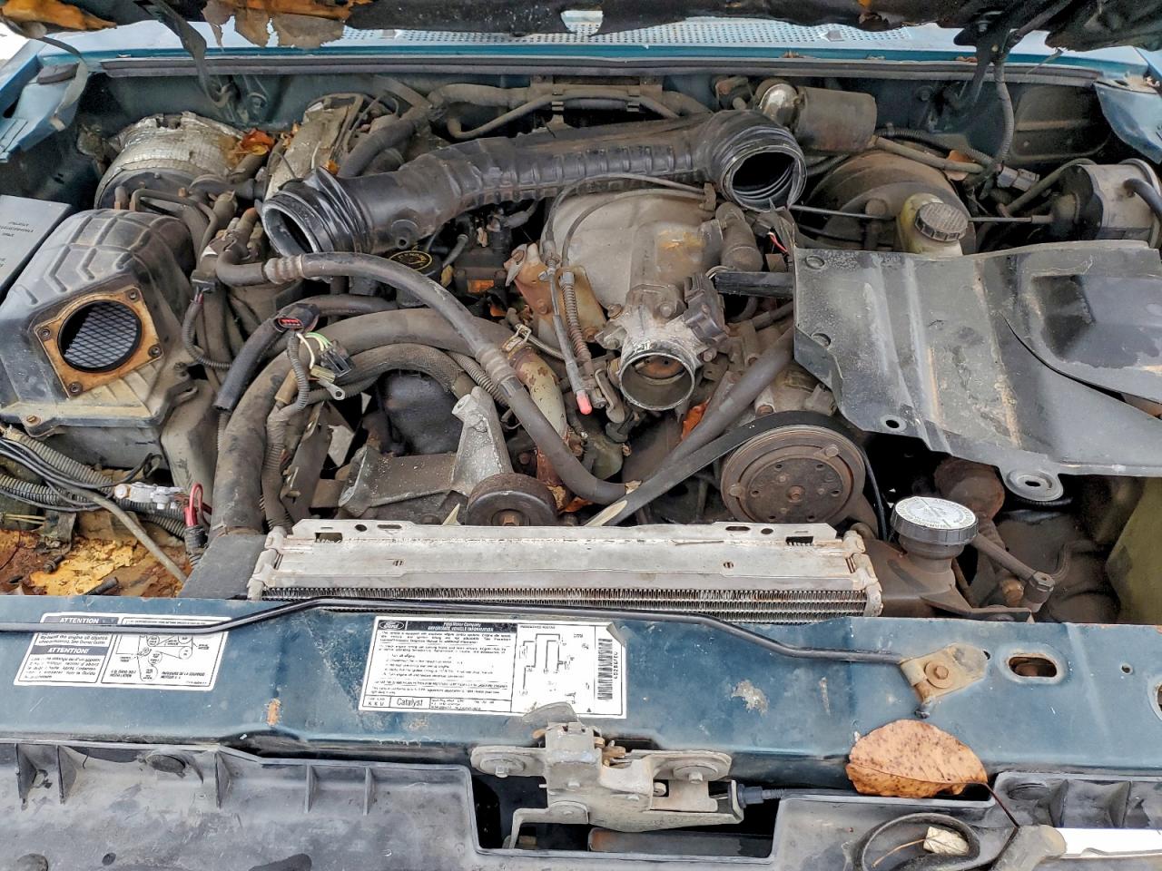 1994 Ford Explorer Teal vin: 1FMDU34X8RUE17866