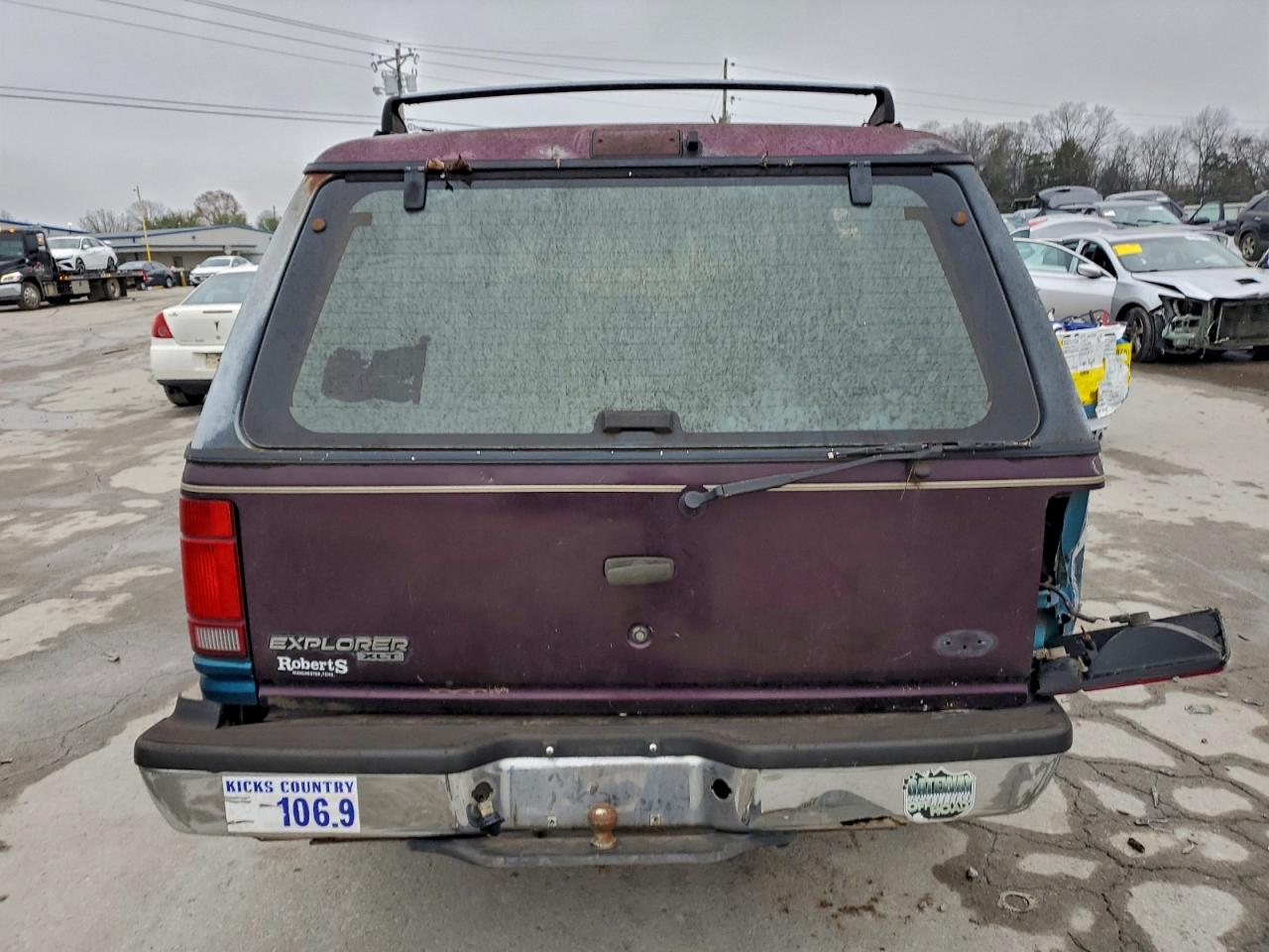 1994 Ford Explorer Teal vin: 1FMDU34X8RUE17866