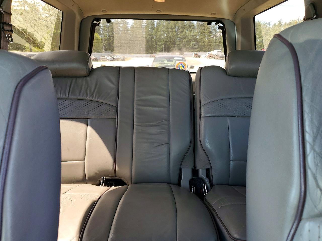 1995 Ford Explorer White vin: 1FMDU34X8SZB91160