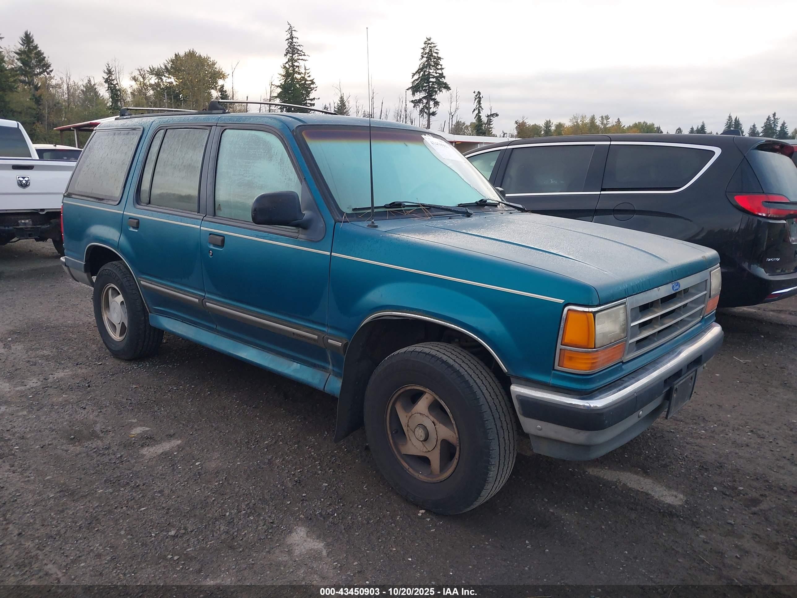 1994 Ford Explorer   Green vin: 1FMDU34X9RUC55066
