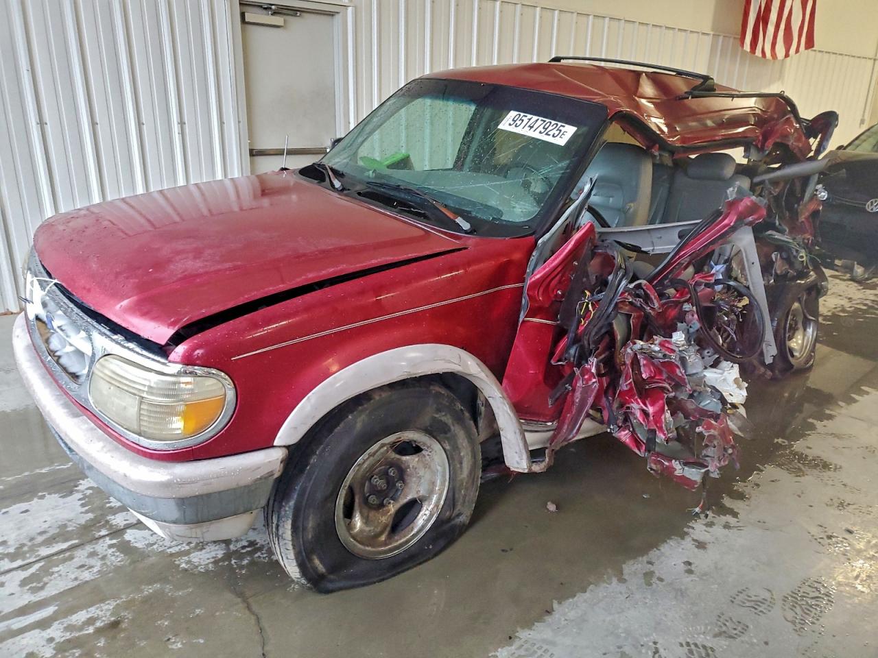 1995 Ford Explorer Burgundy vin: 1FMDU34X9SUB95523