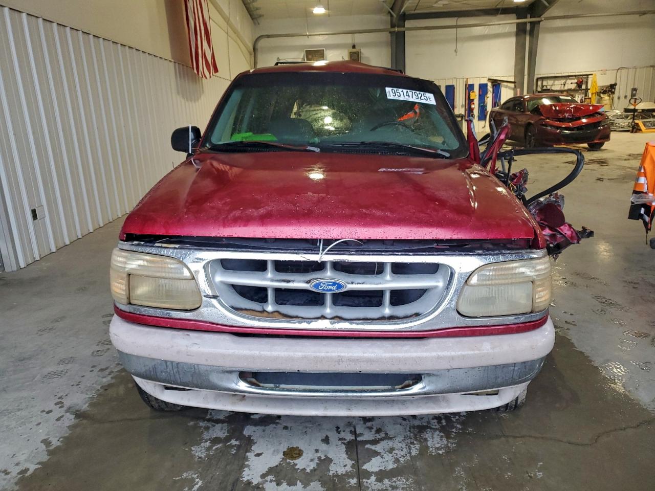 1995 Ford Explorer Burgundy vin: 1FMDU34X9SUB95523