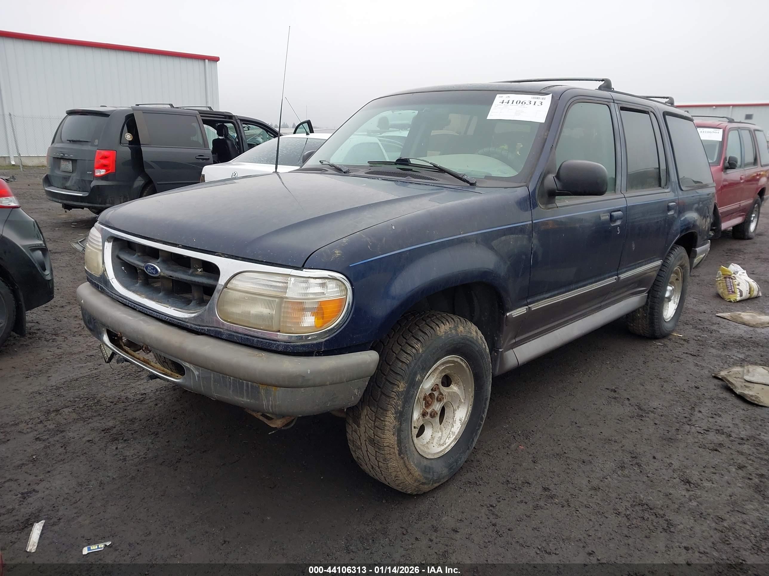 1995 Ford Explorer   Blue vin: 1FMDU34X9SZB24731
