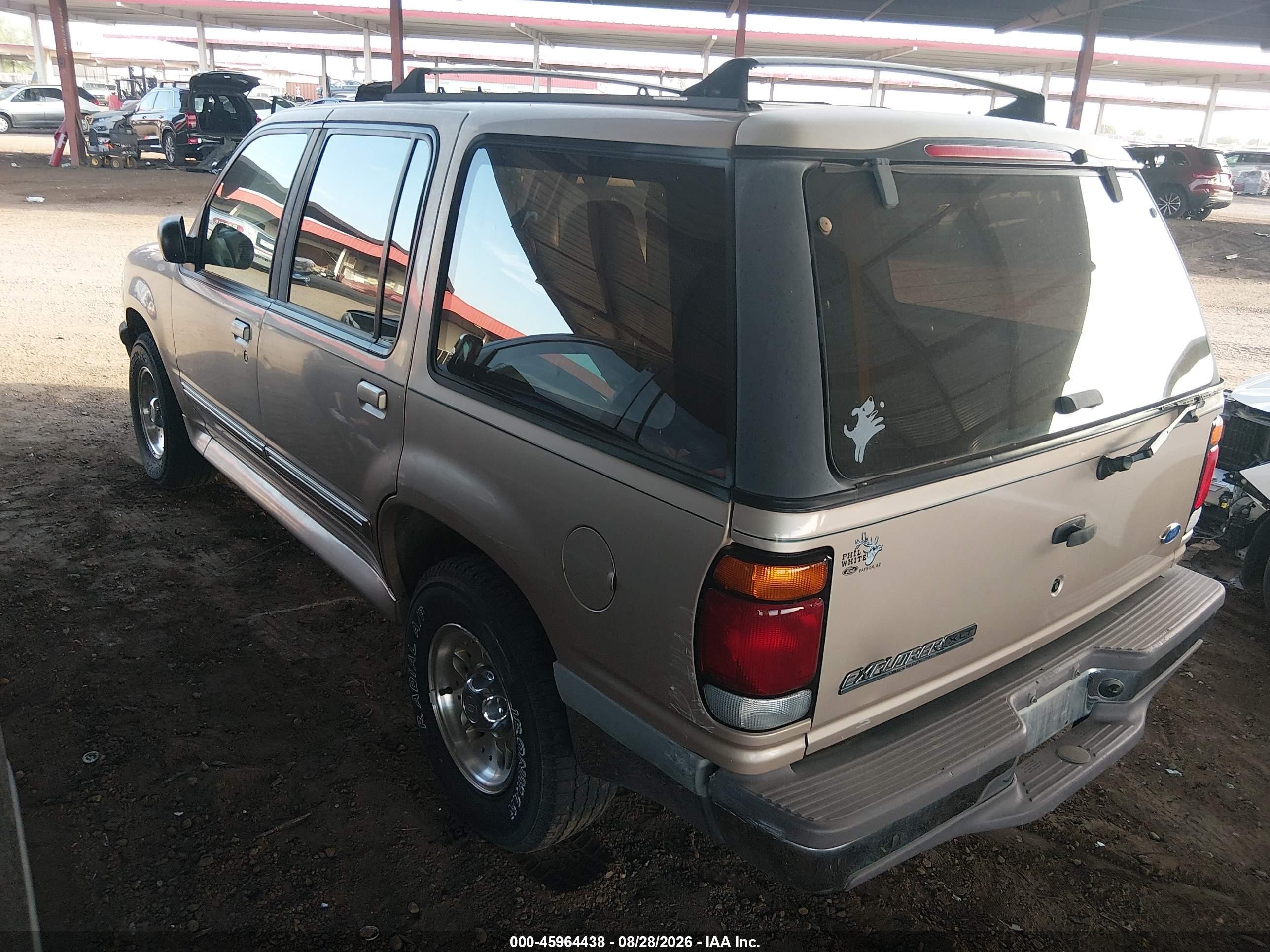 1995 Ford Explorer   Brown vin: 1FMDU34X9SZB26530