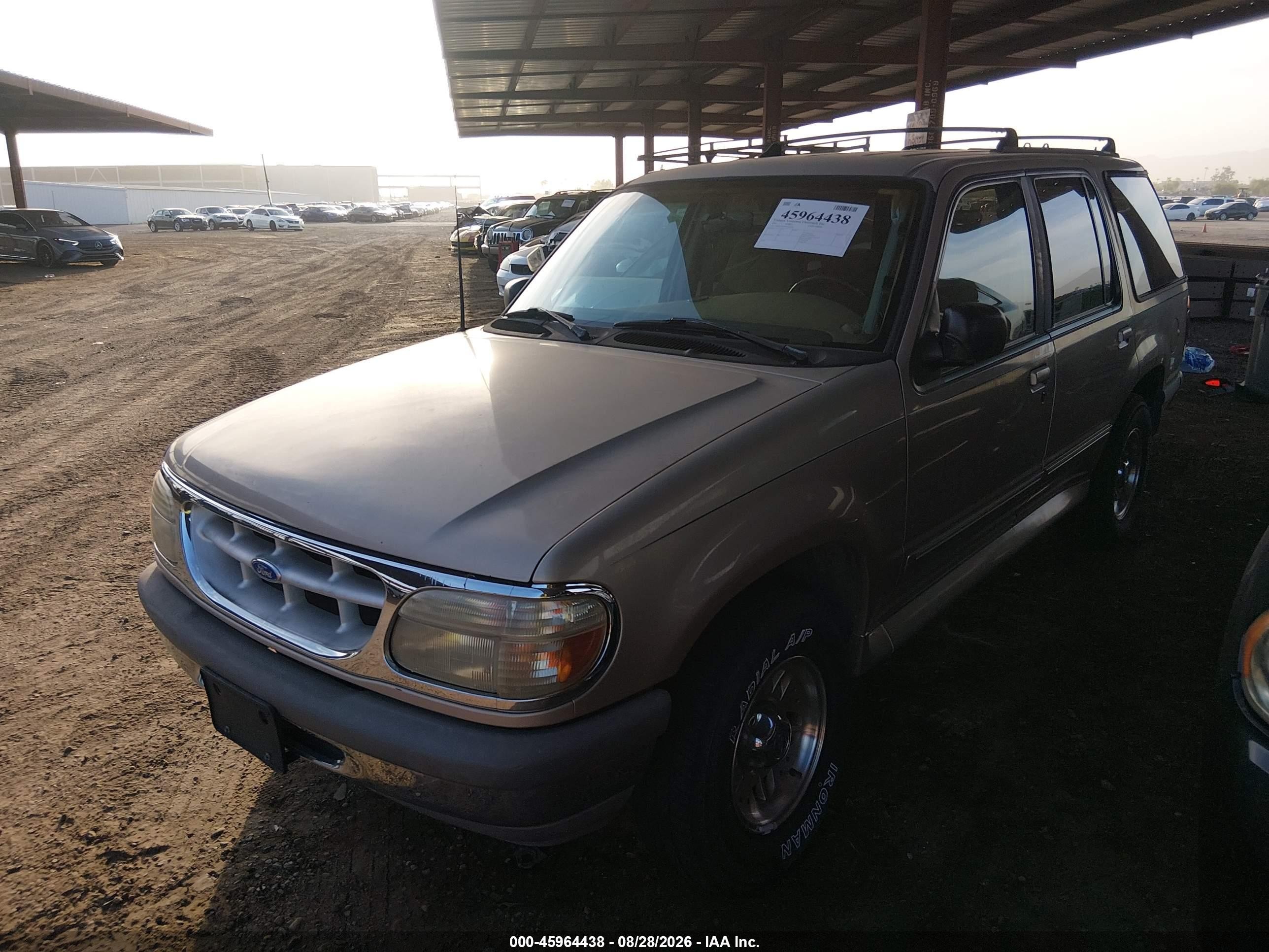 1995 Ford Explorer   Brown vin: 1FMDU34X9SZB26530