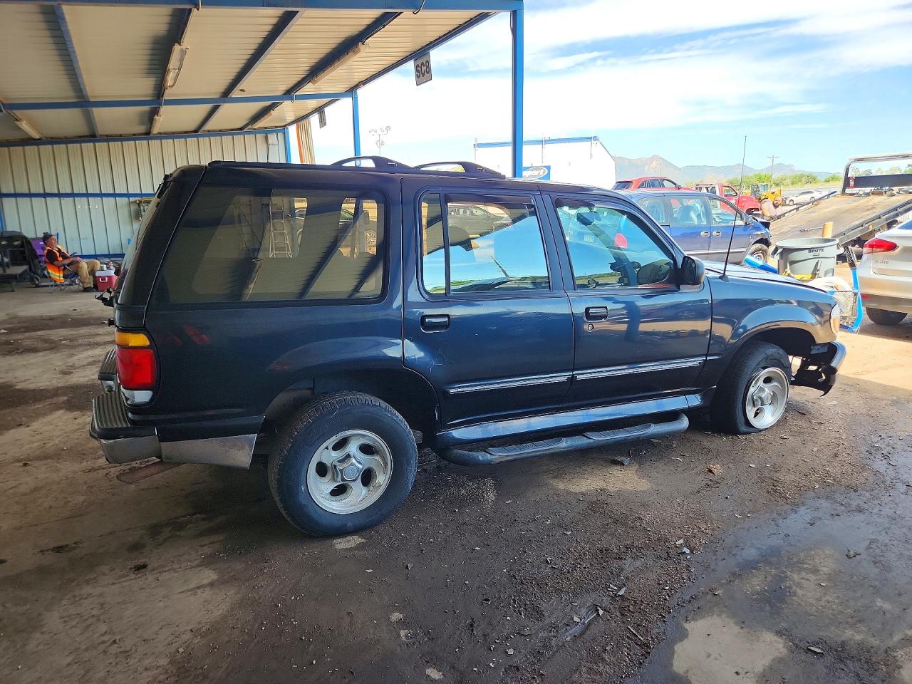 1996 Ford Explorer Black vin: 1FMDU34X9TUC33852