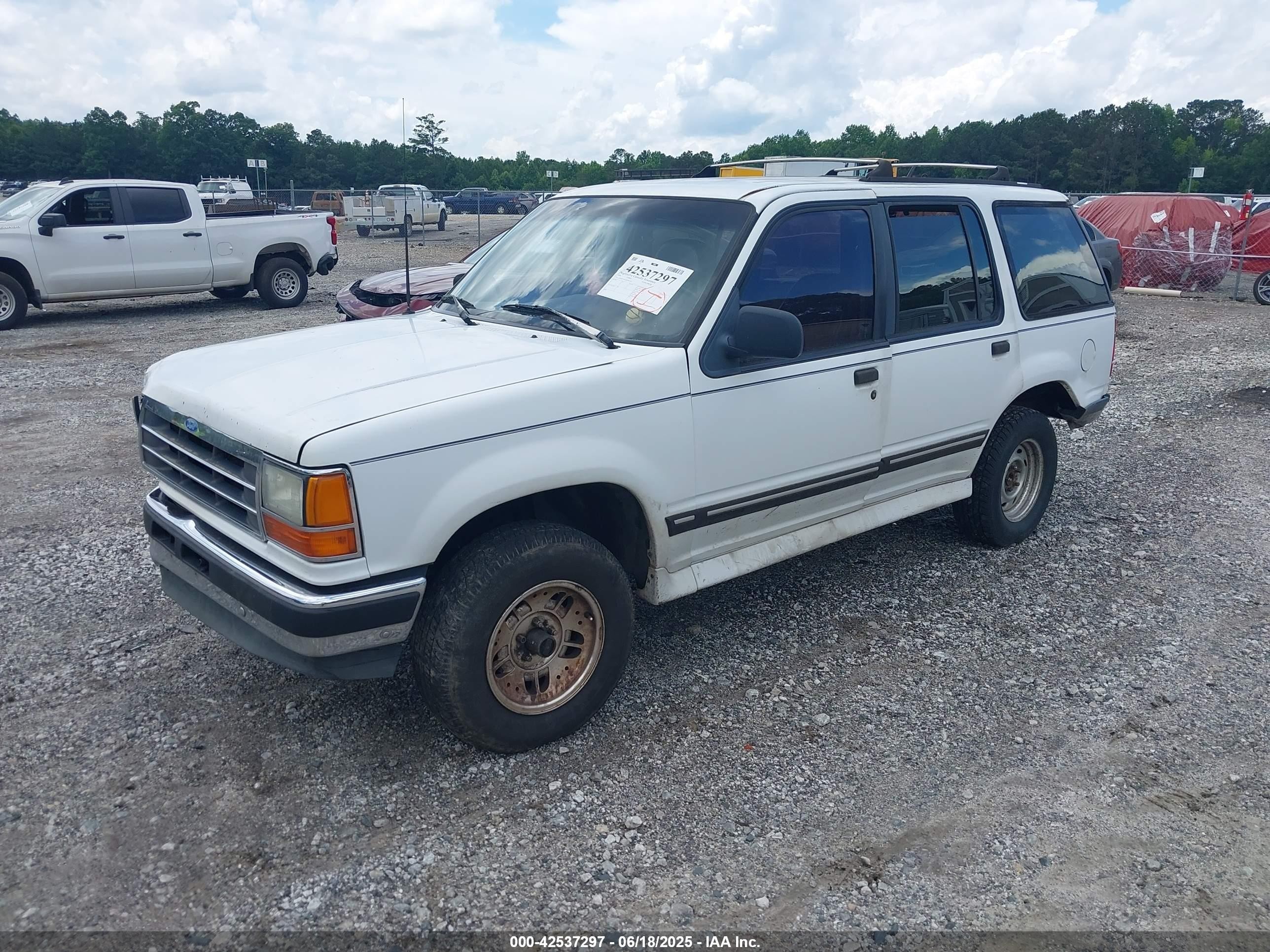 1994 Ford Explorer   White vin: 1FMDU34XXRUB24342