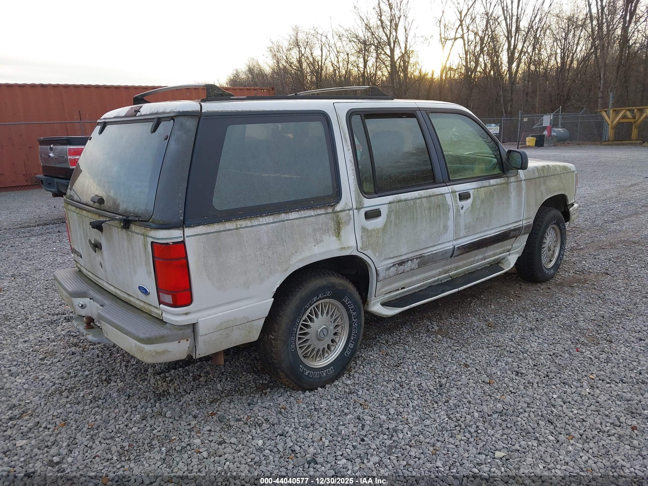 1994 Ford Explorer   White vin: 1FMDU34XXRUE49900