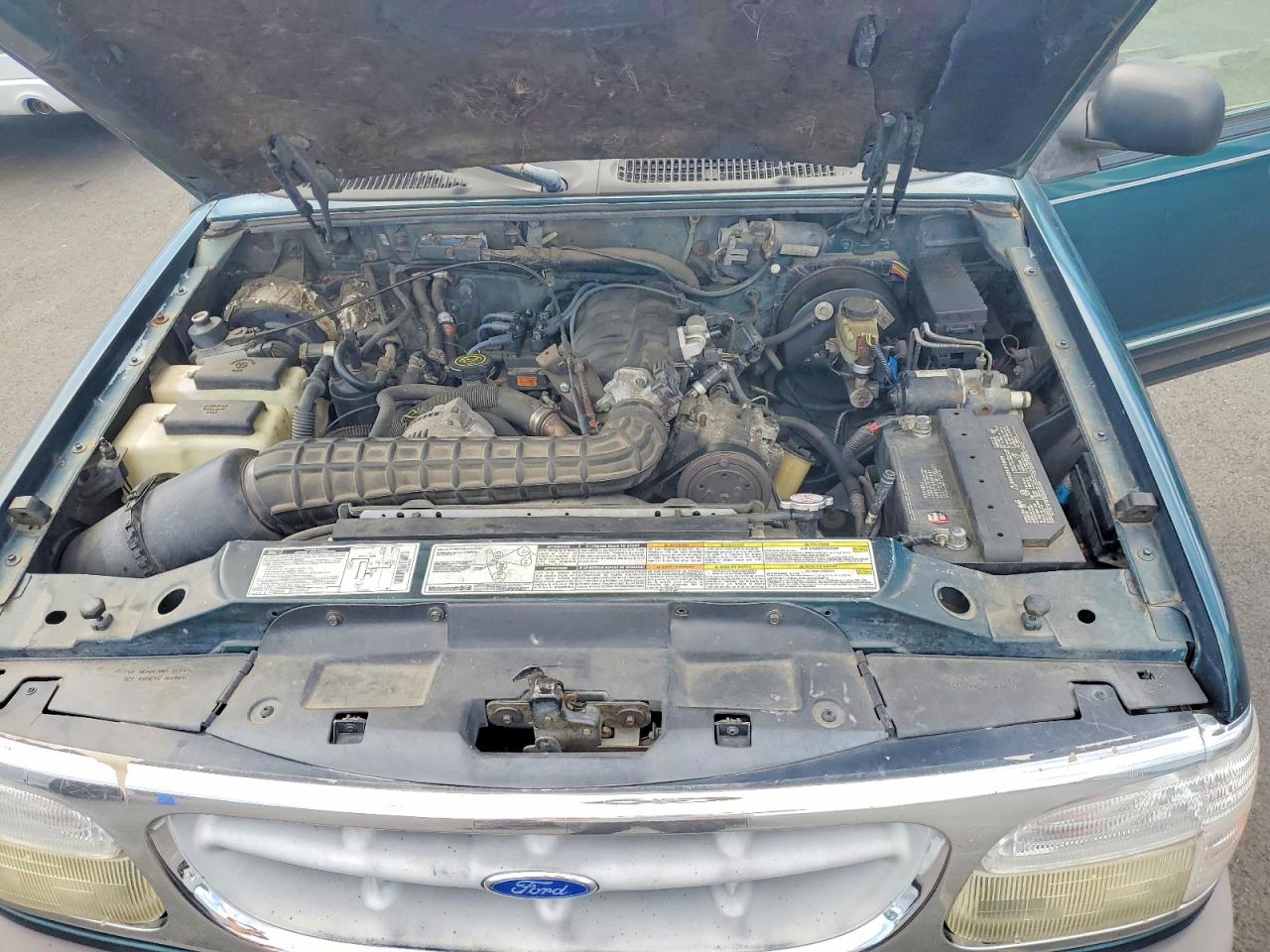 1995 Ford Explorer Green vin: 1FMDU34XXSZB29968