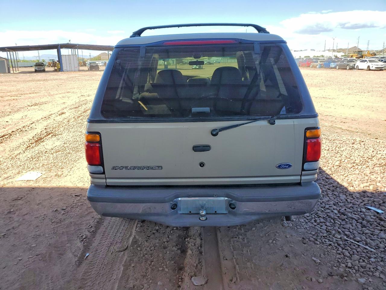 1997 Ford Explorer Tan vin: 1FMDU35P1VZB89737