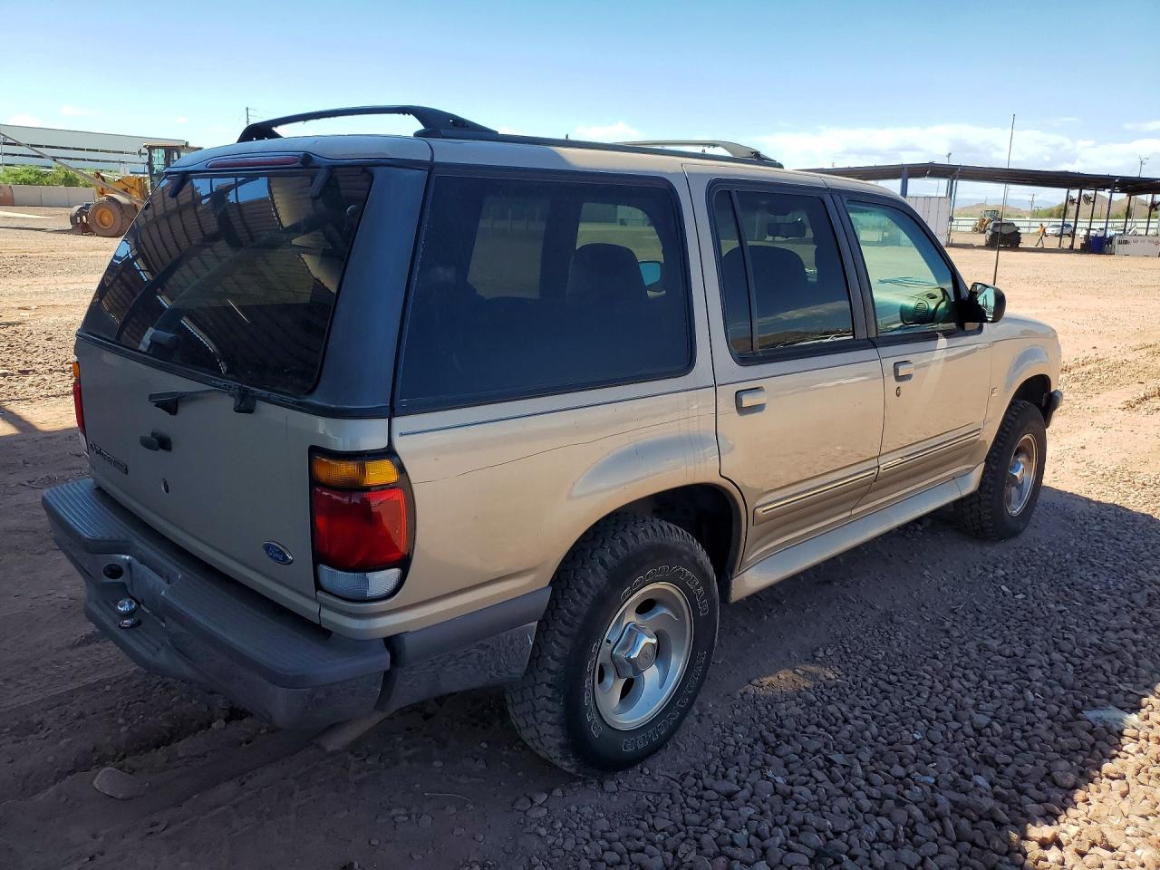 1997 Ford Explorer Tan vin: 1FMDU35P1VZB89737