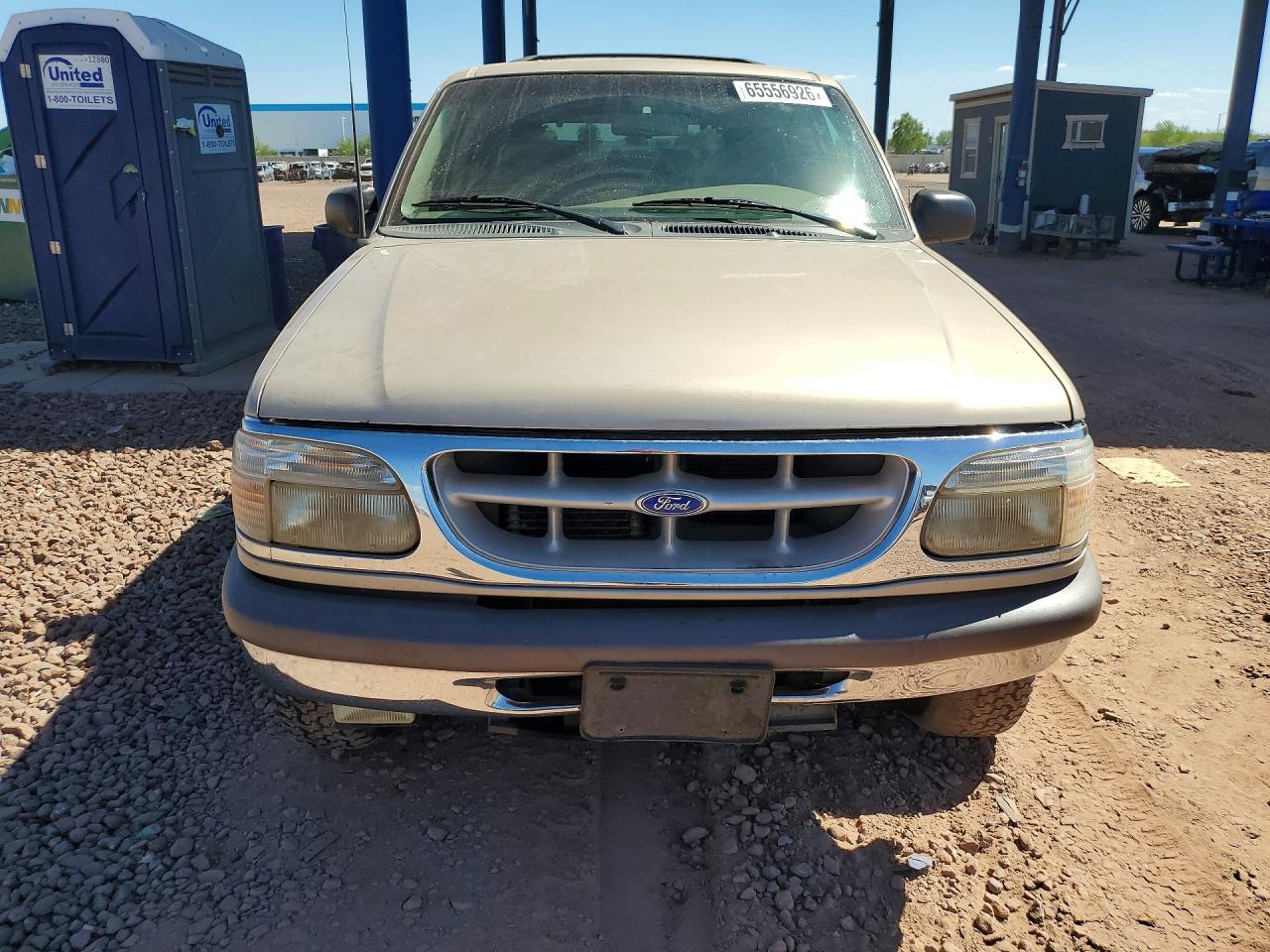 1997 Ford Explorer Tan vin: 1FMDU35P1VZB89737