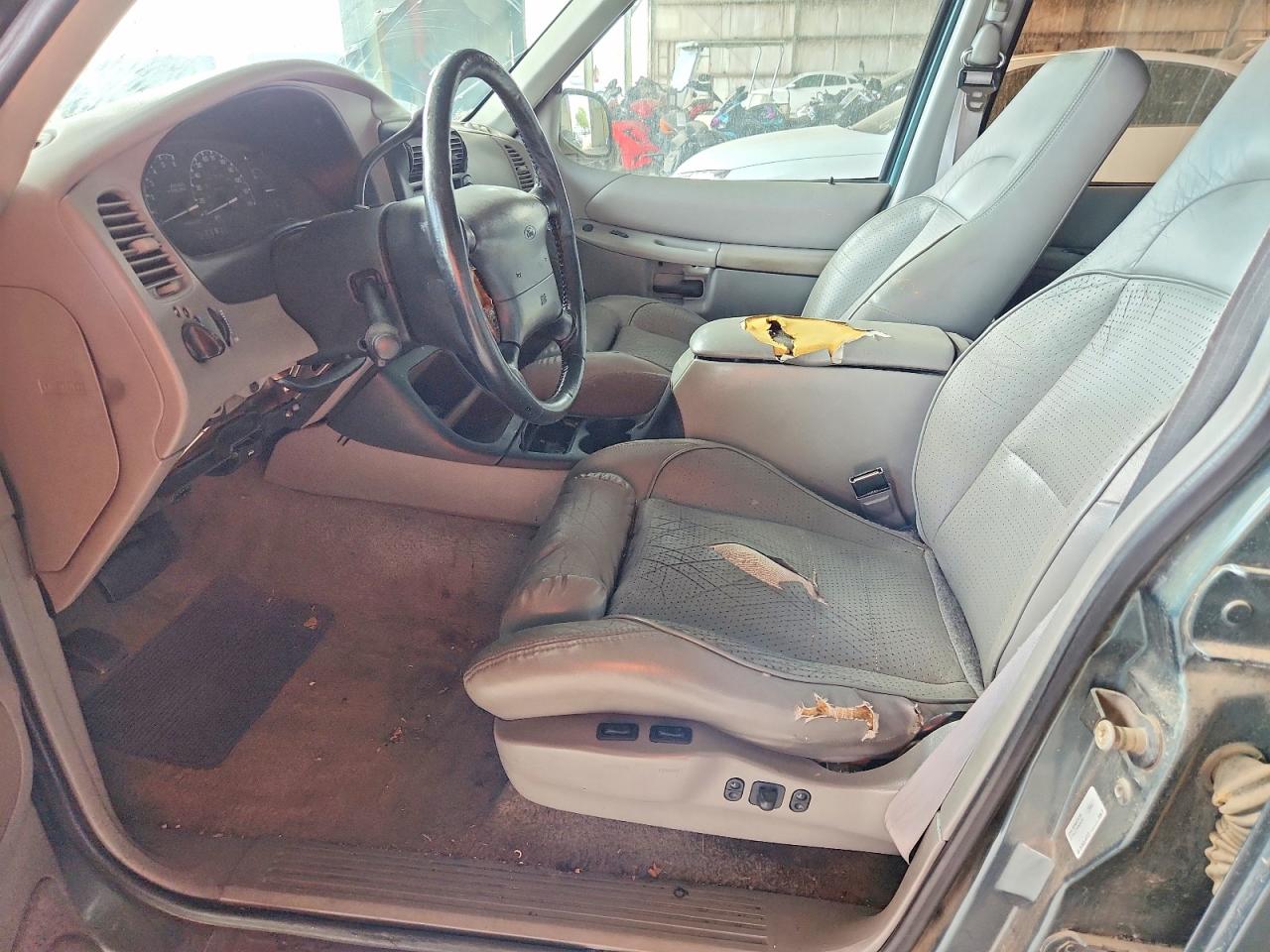 1996 Ford Explorer Green vin: 1FMDU35P2TUD62756