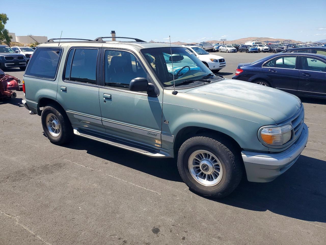 1996 Ford Explorer Teal vin: 1FMDU35P2TZB45548