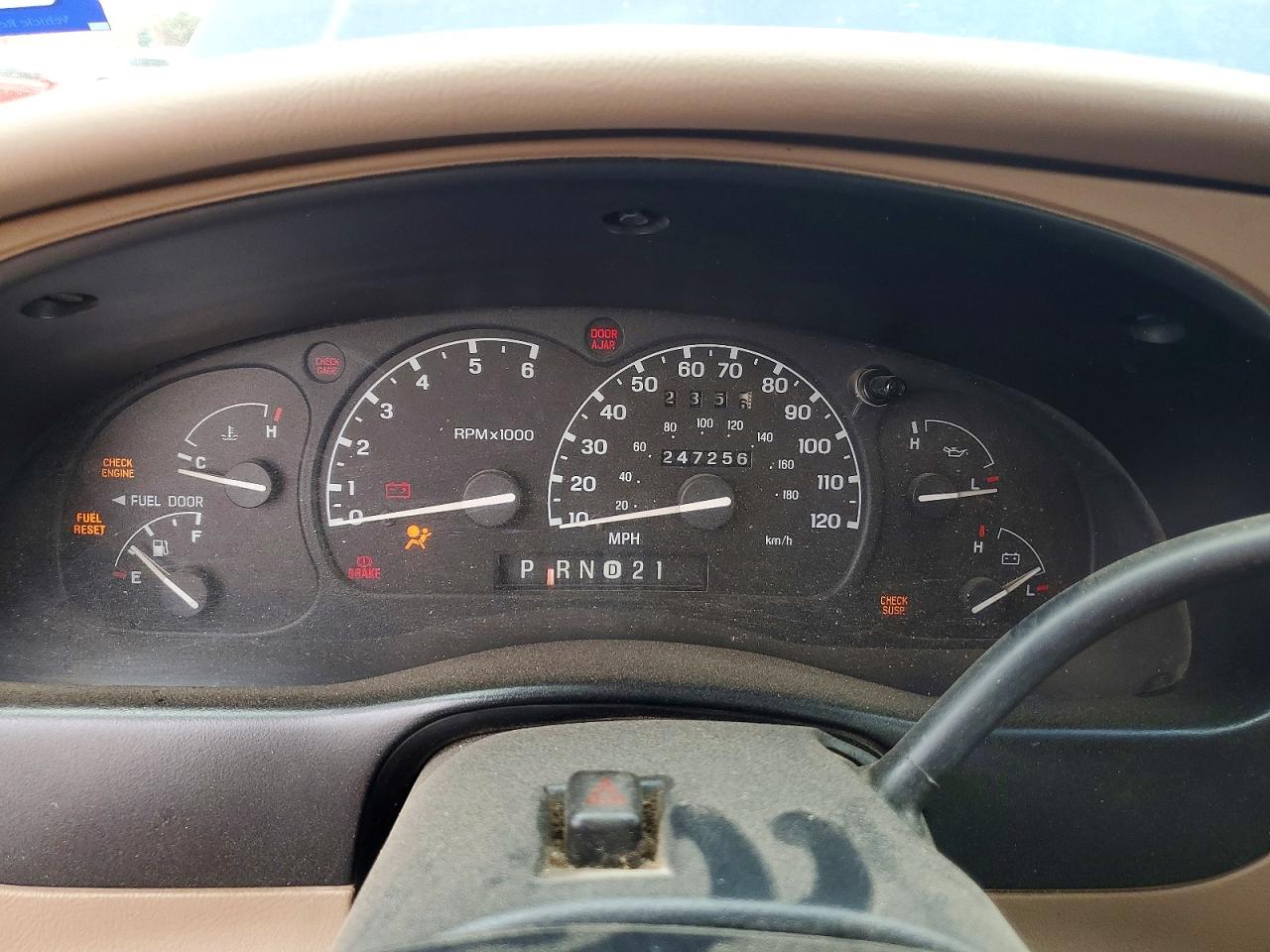 1999 Ford Explorer Blue vin: 1FMDU35P3XZA78674