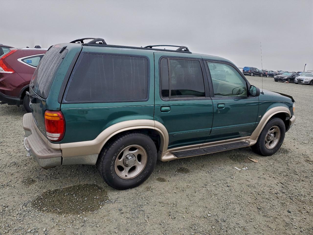 1999 Ford Explorer Green vin: 1FMDU35P3XZA99041