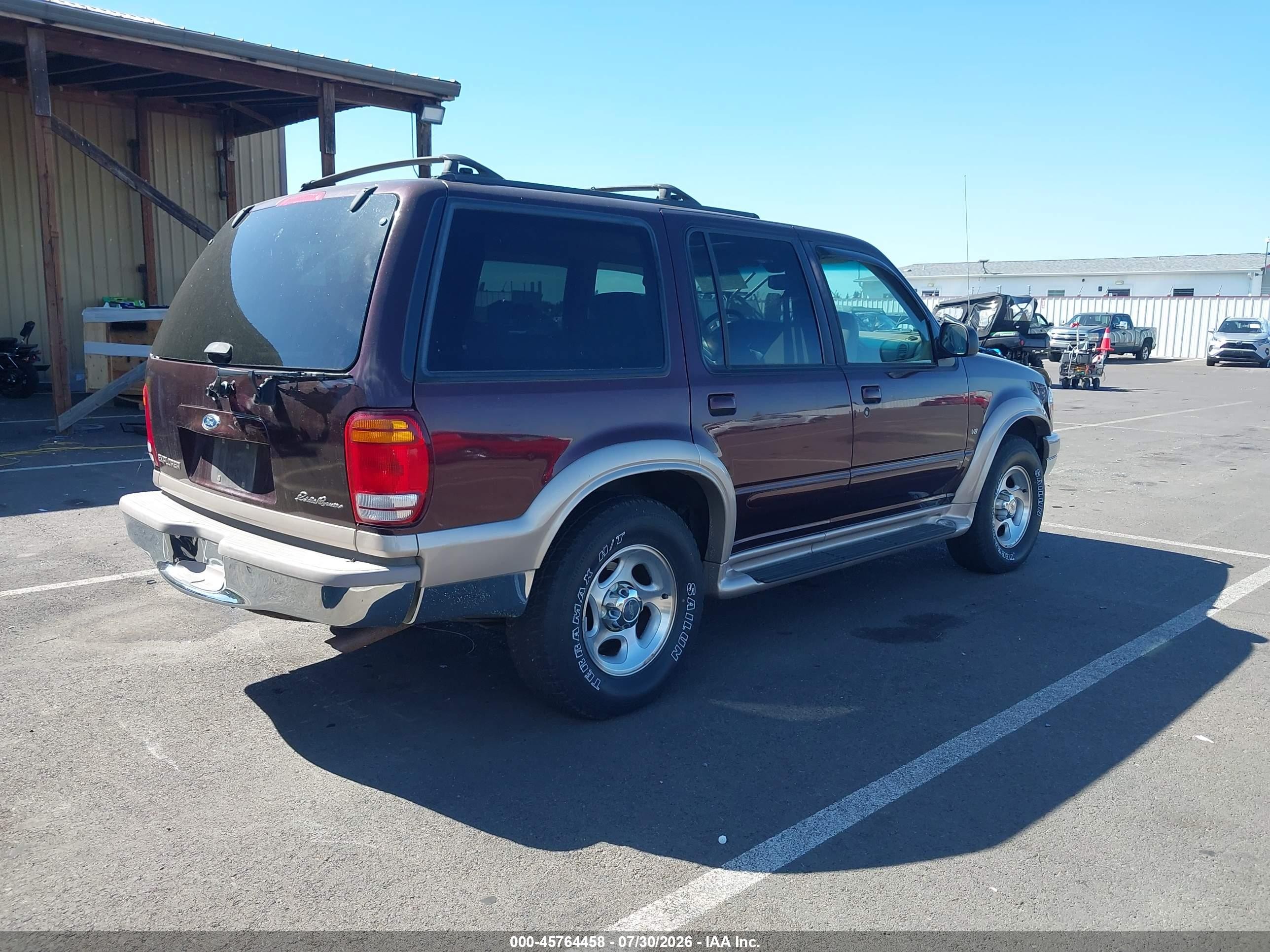 1999 Ford Explorer   Maroon vin: 1FMDU35P3XZB15450