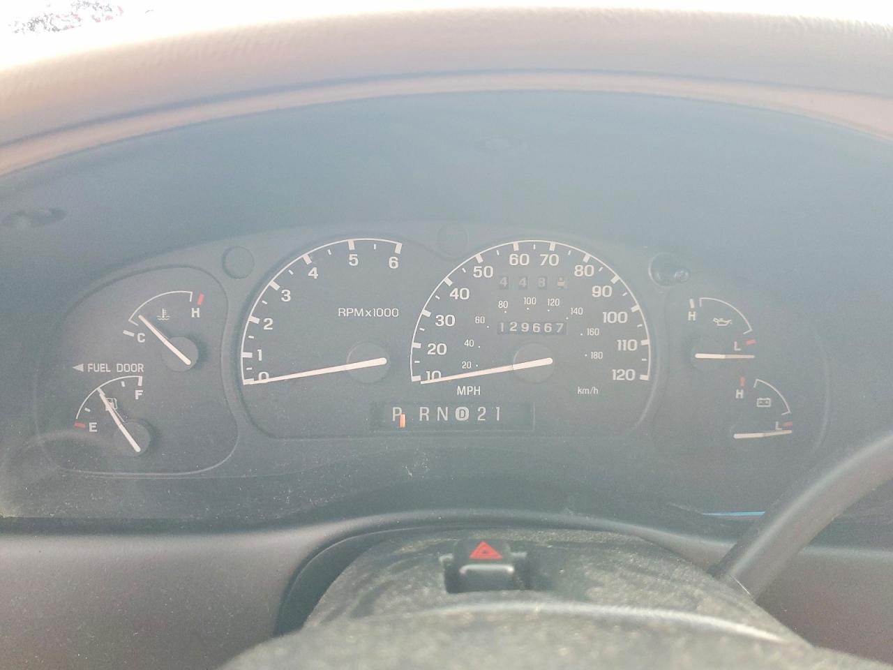 1998 Ford Explorer Eddie Bauer Orange vin: 1FMDU35P5WZA00024