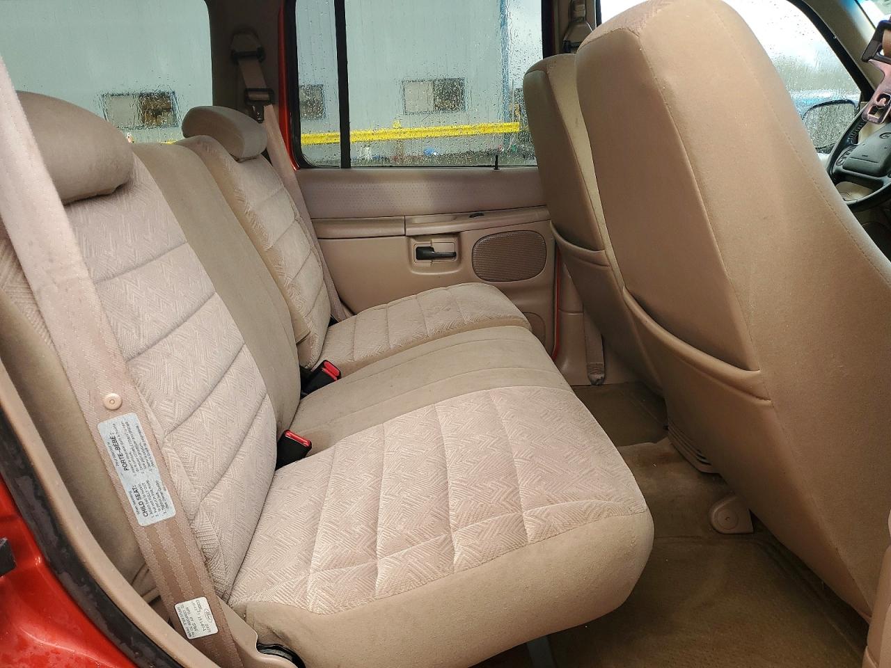 1998 Ford Explorer Eddie Bauer Orange vin: 1FMDU35P5WZA00024