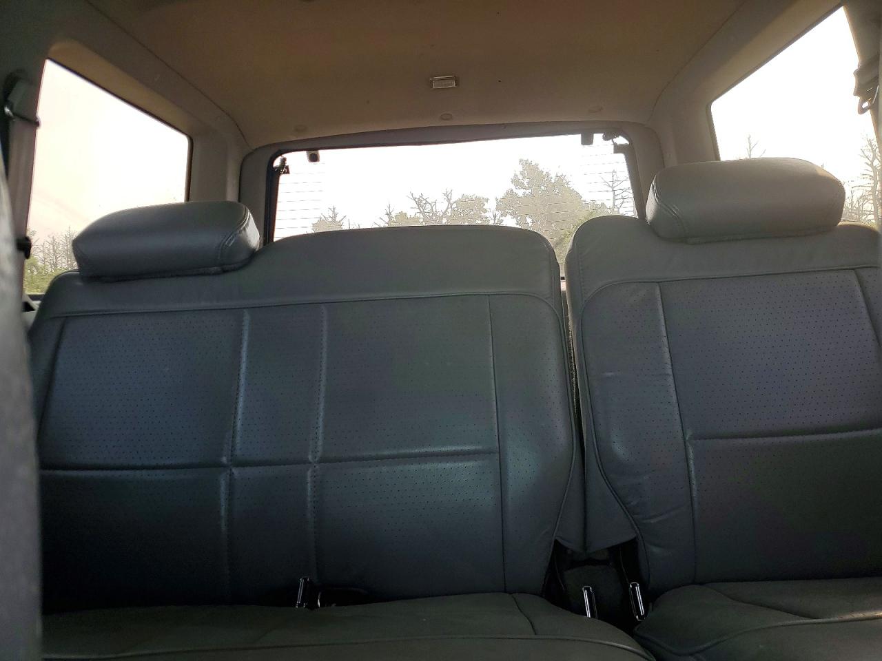 1997 Ford Explorer White vin: 1FMDU35P8VZA78876
