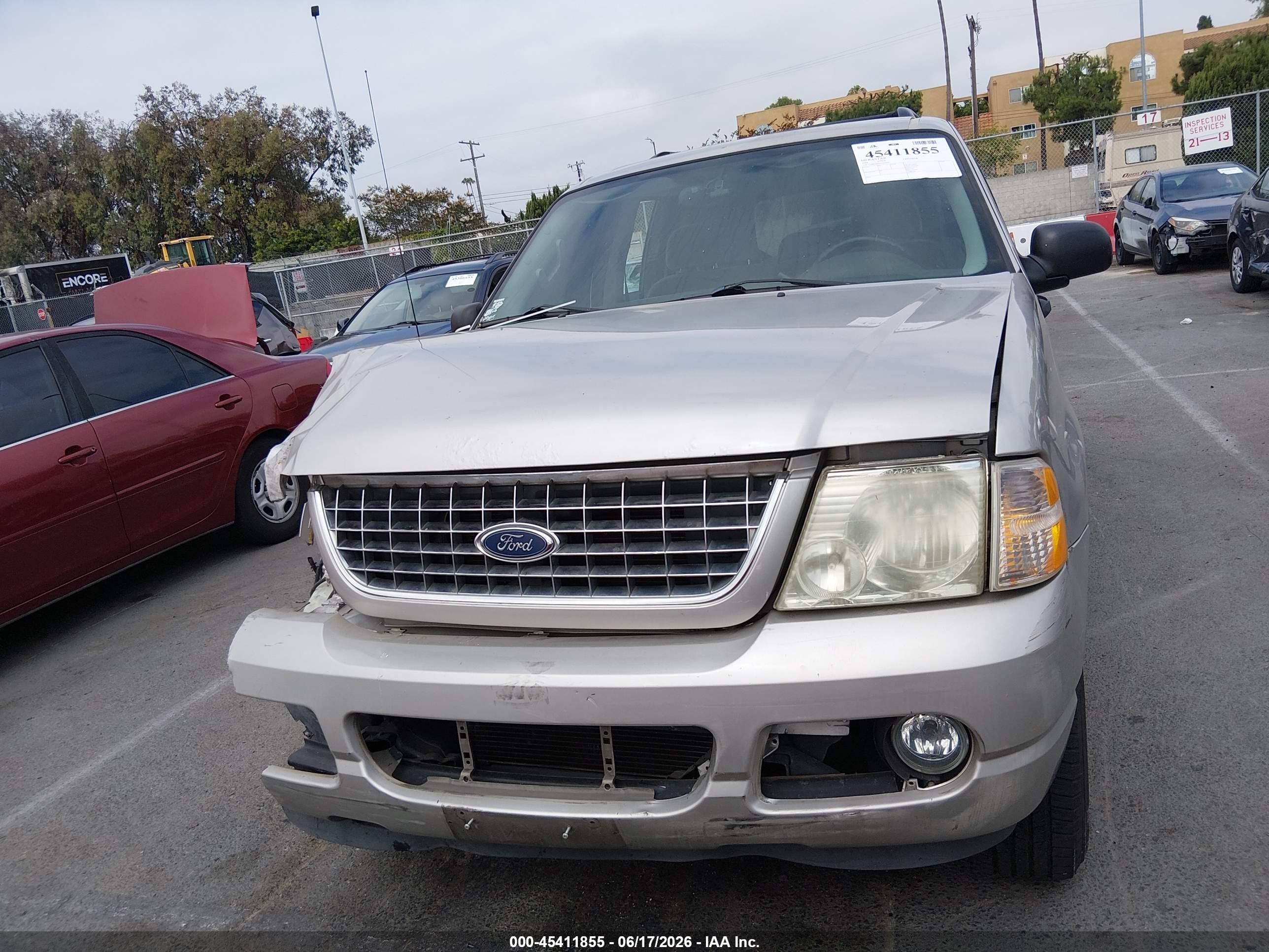 2004 Ford Explorer Xlt Серый vin: 1FMDU63E04ZB35704