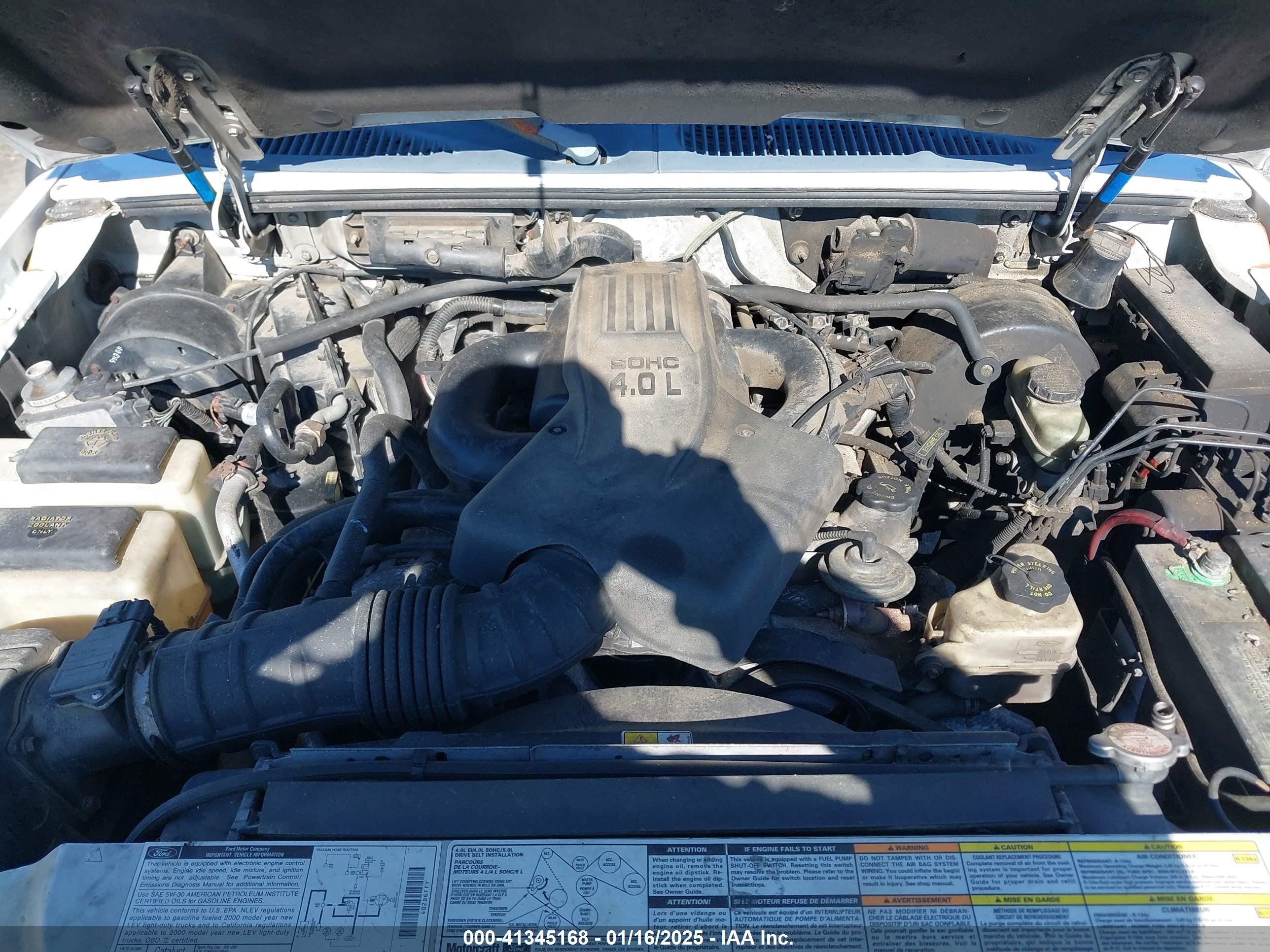 2000 Ford Explorer Eddie Bauer Белый vin: 1FMDU64E0YZA32061