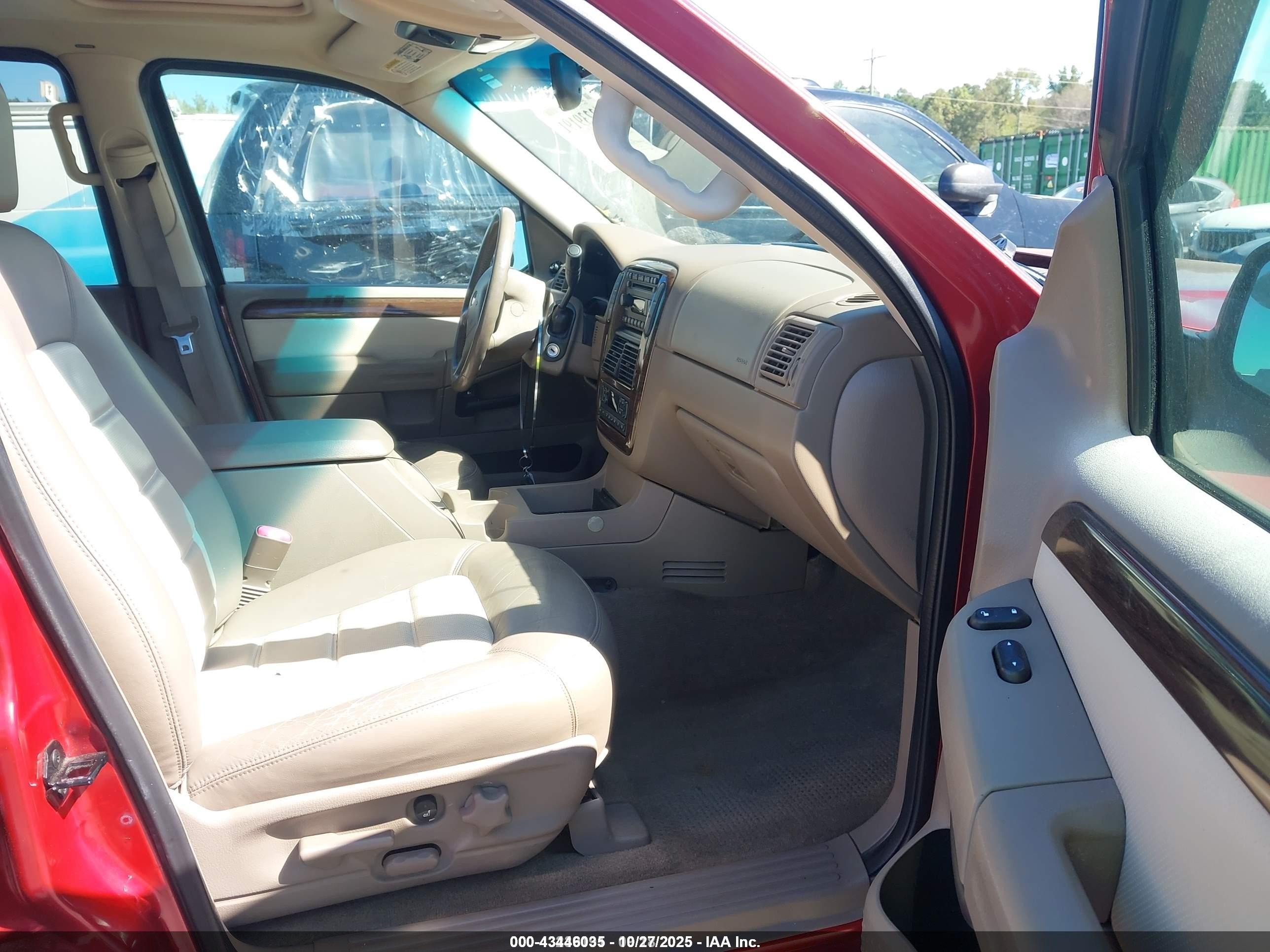 2002 Ford Explorer Eddie Bauer Red vin: 1FMDU64E62UA18783