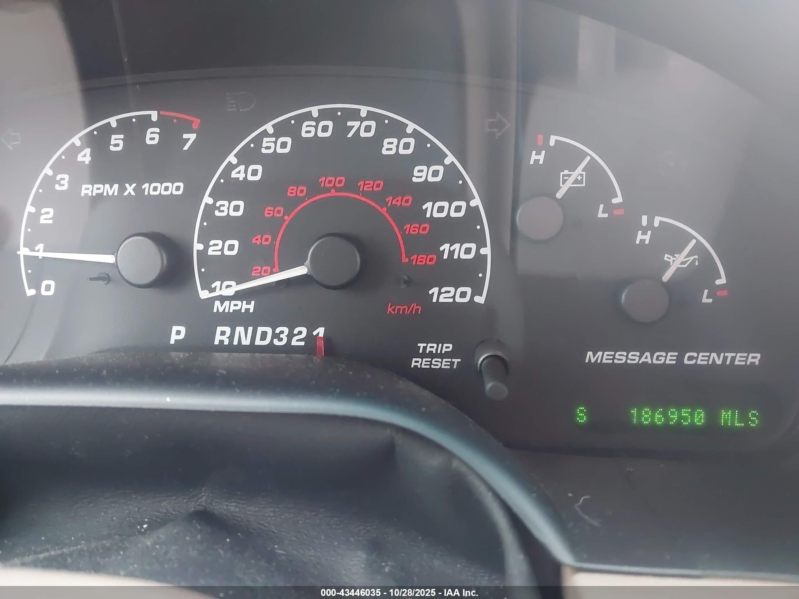 2002 Ford Explorer Eddie Bauer Red vin: 1FMDU64E62UA18783