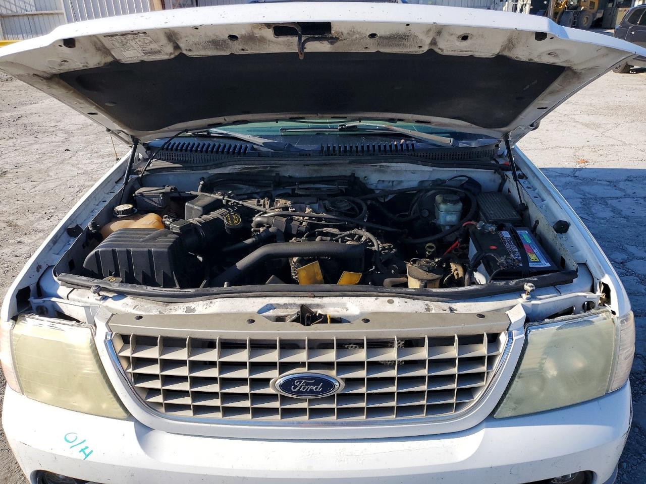 2002 Ford Explorer Eddie Bauer White vin: 1FMDU64W02ZC52865