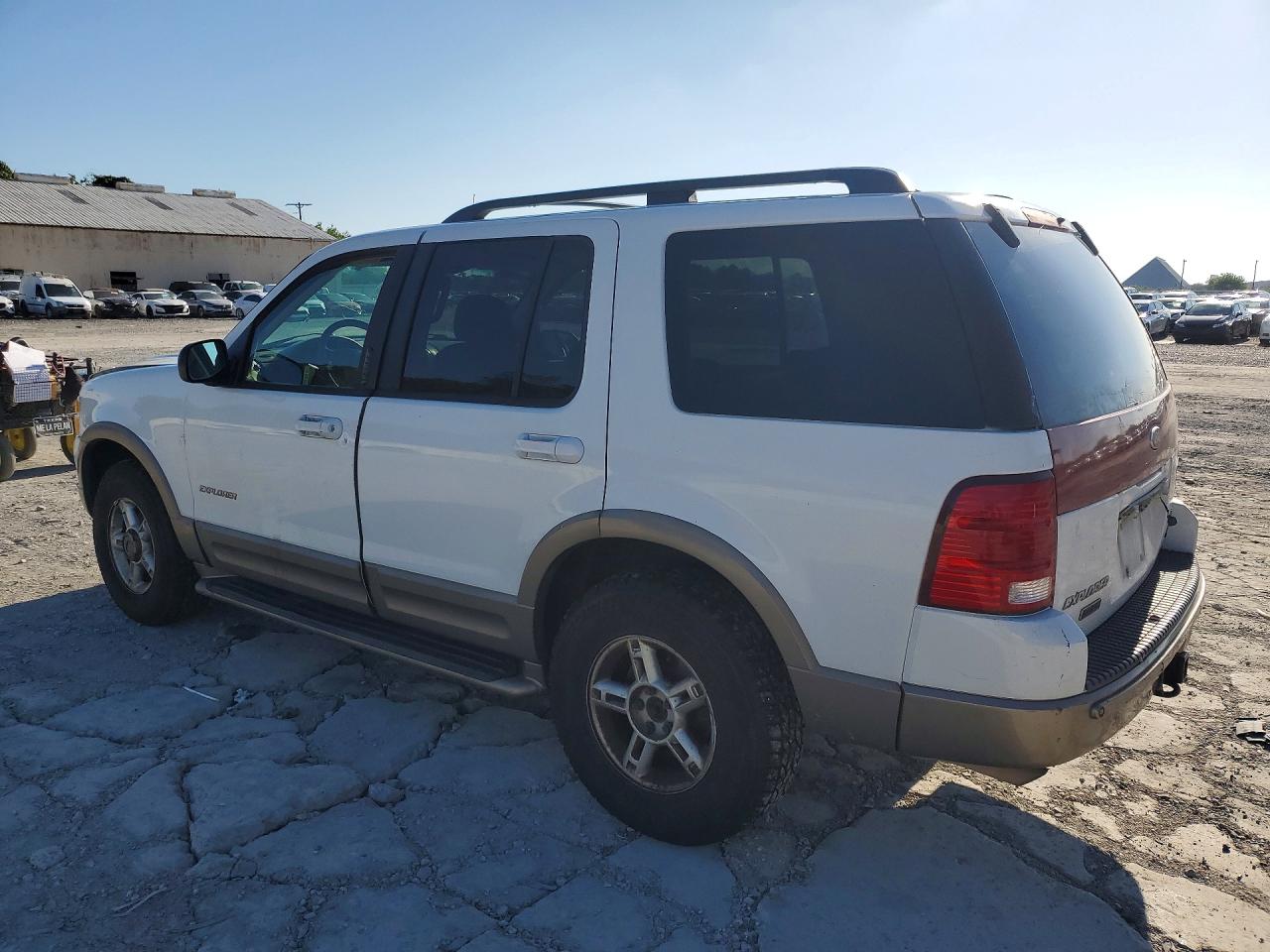 2002 Ford Explorer Eddie Bauer White vin: 1FMDU64W02ZC52865
